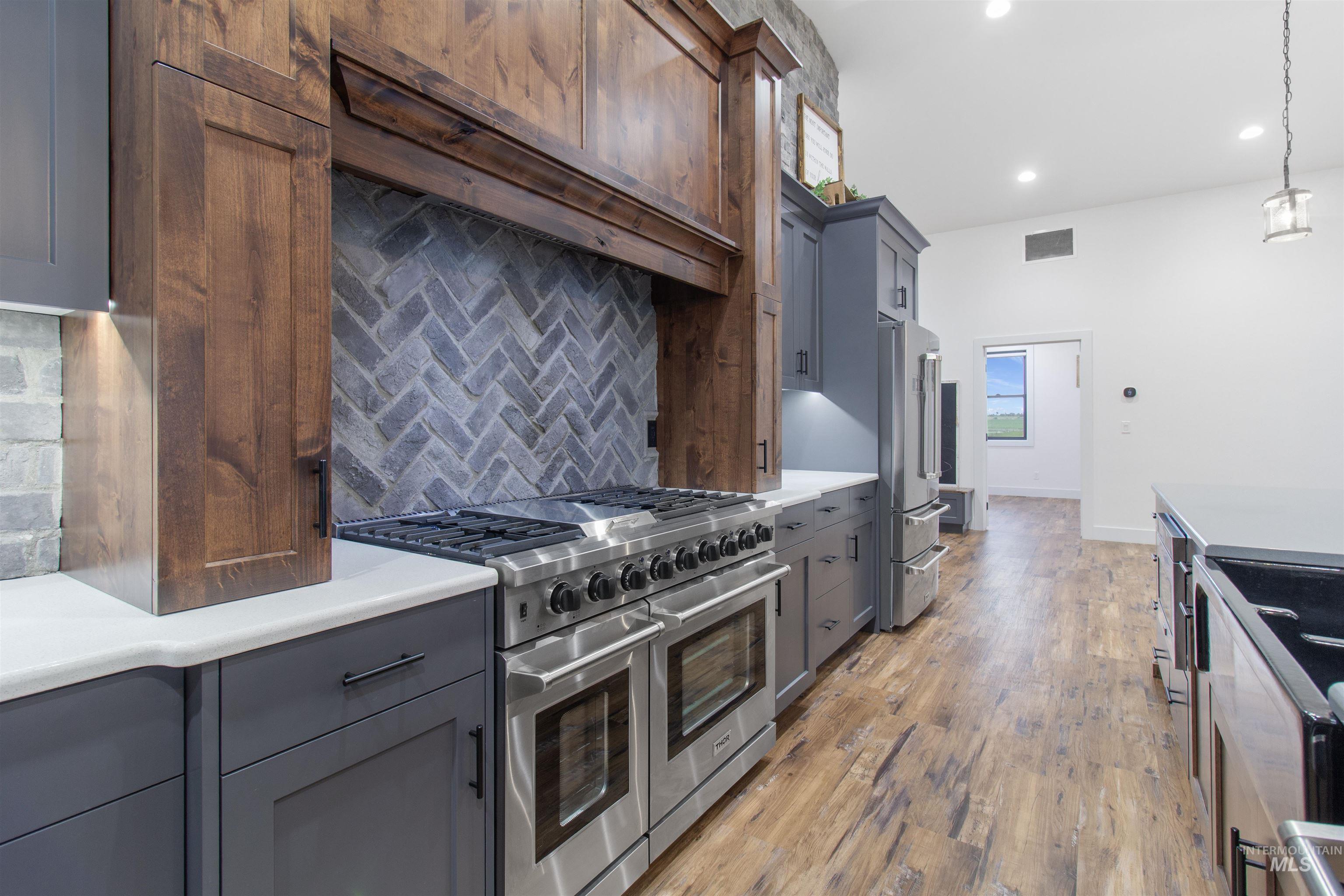 3824 N 2100 E Property Photo 15