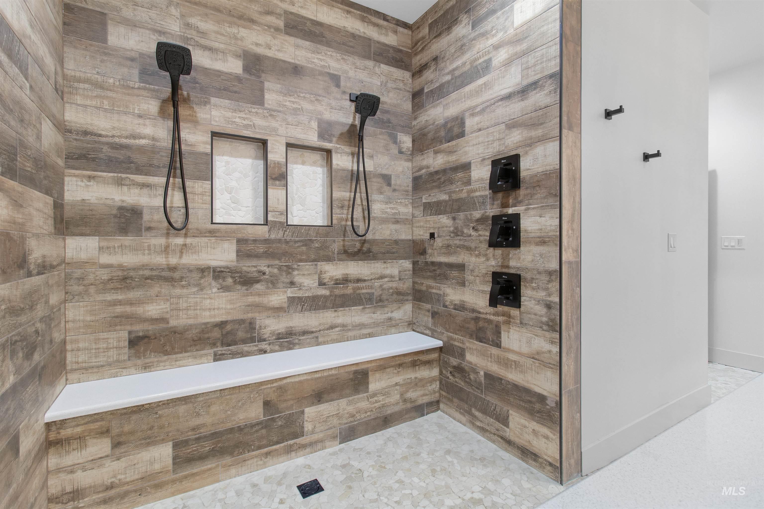 3924 N 2100 E Property Photo 25