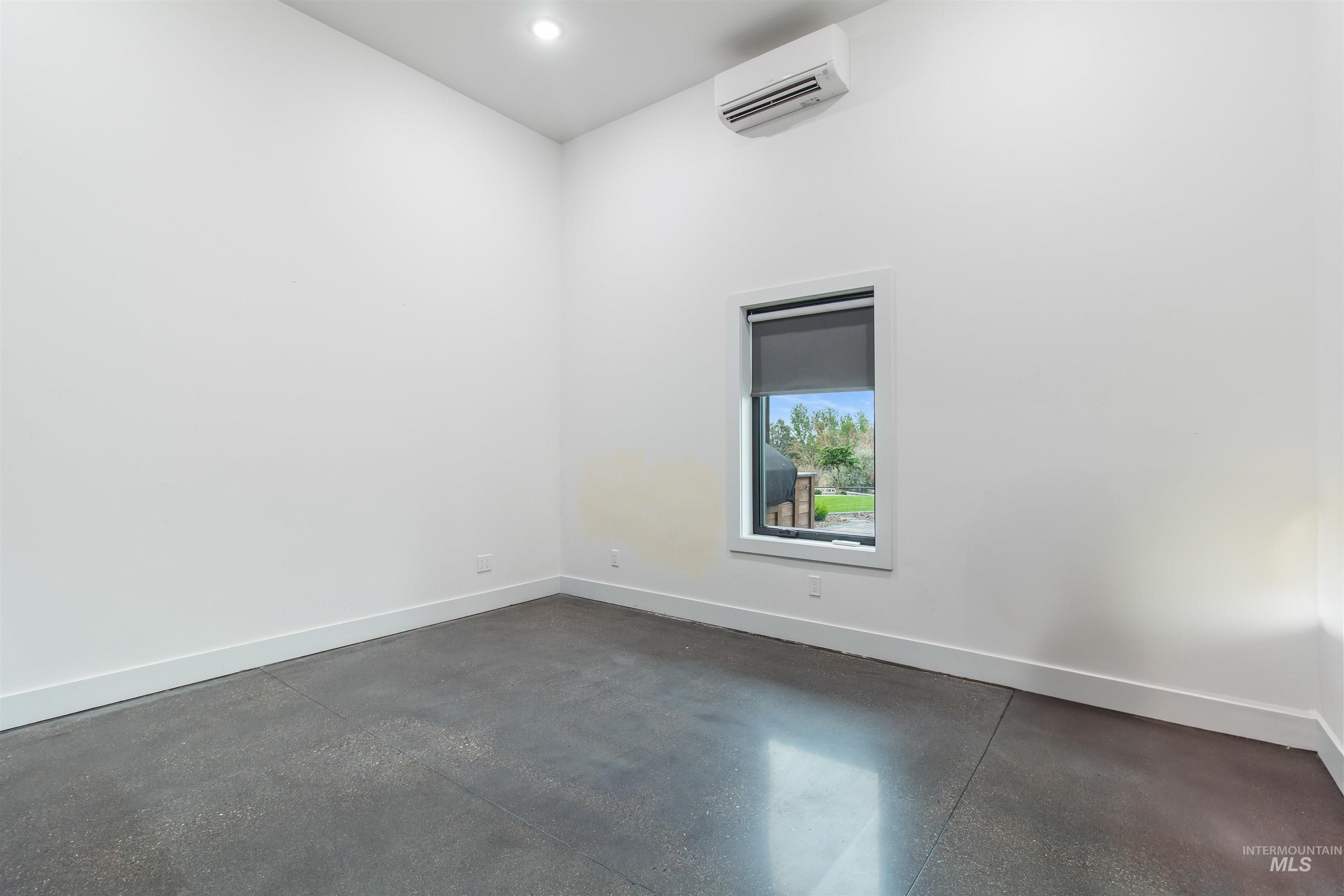 3824 N 2100 E Property Photo 37