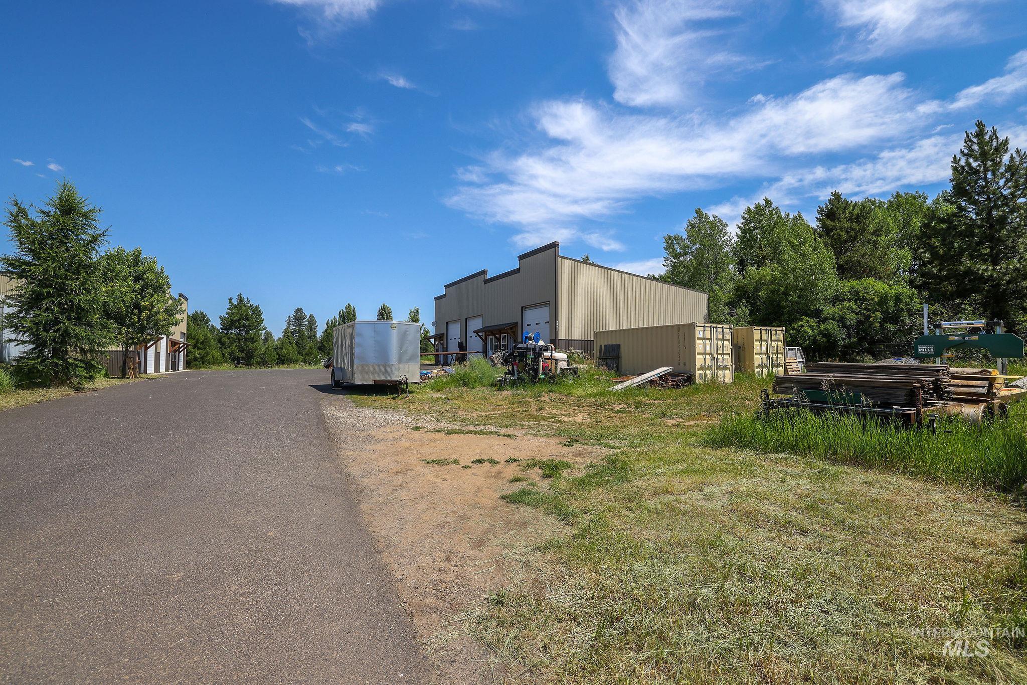 460 Krahn Property Photo 14
