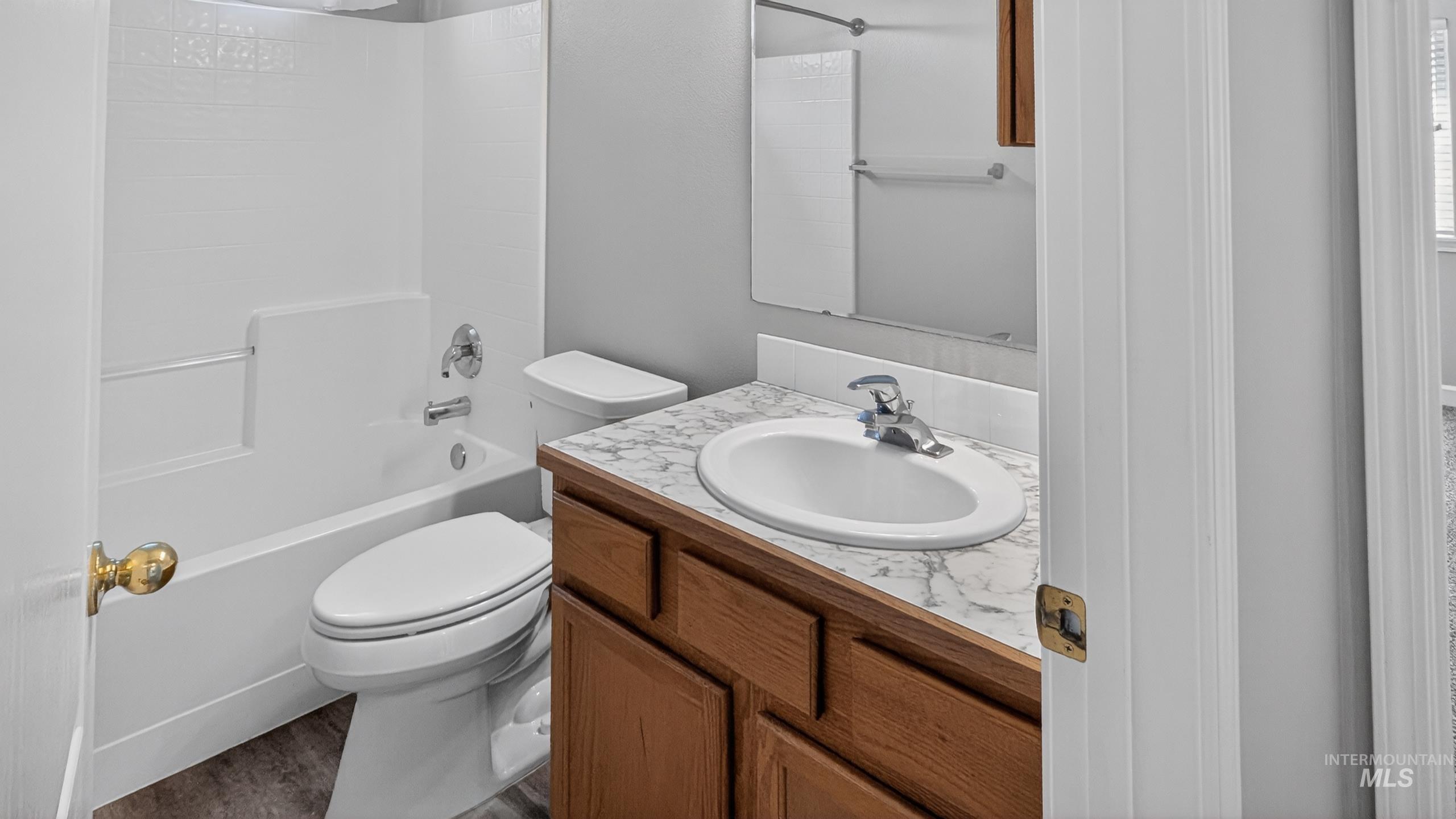 1315 N Cathy Ave Property Photo 12