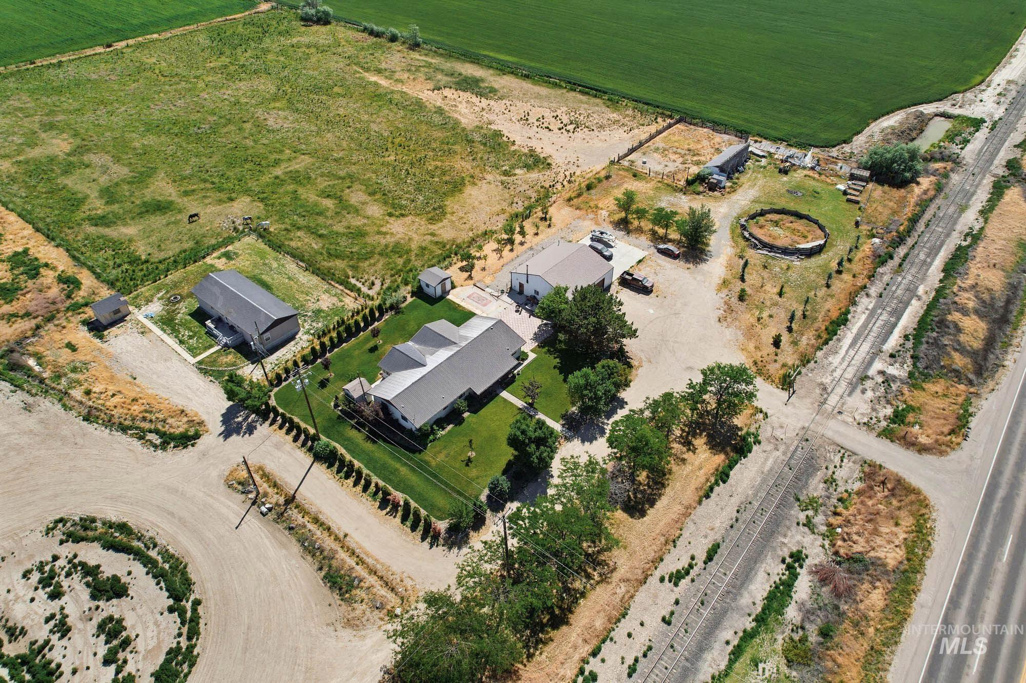 20201 Simplot Blvd Property Photo 2
