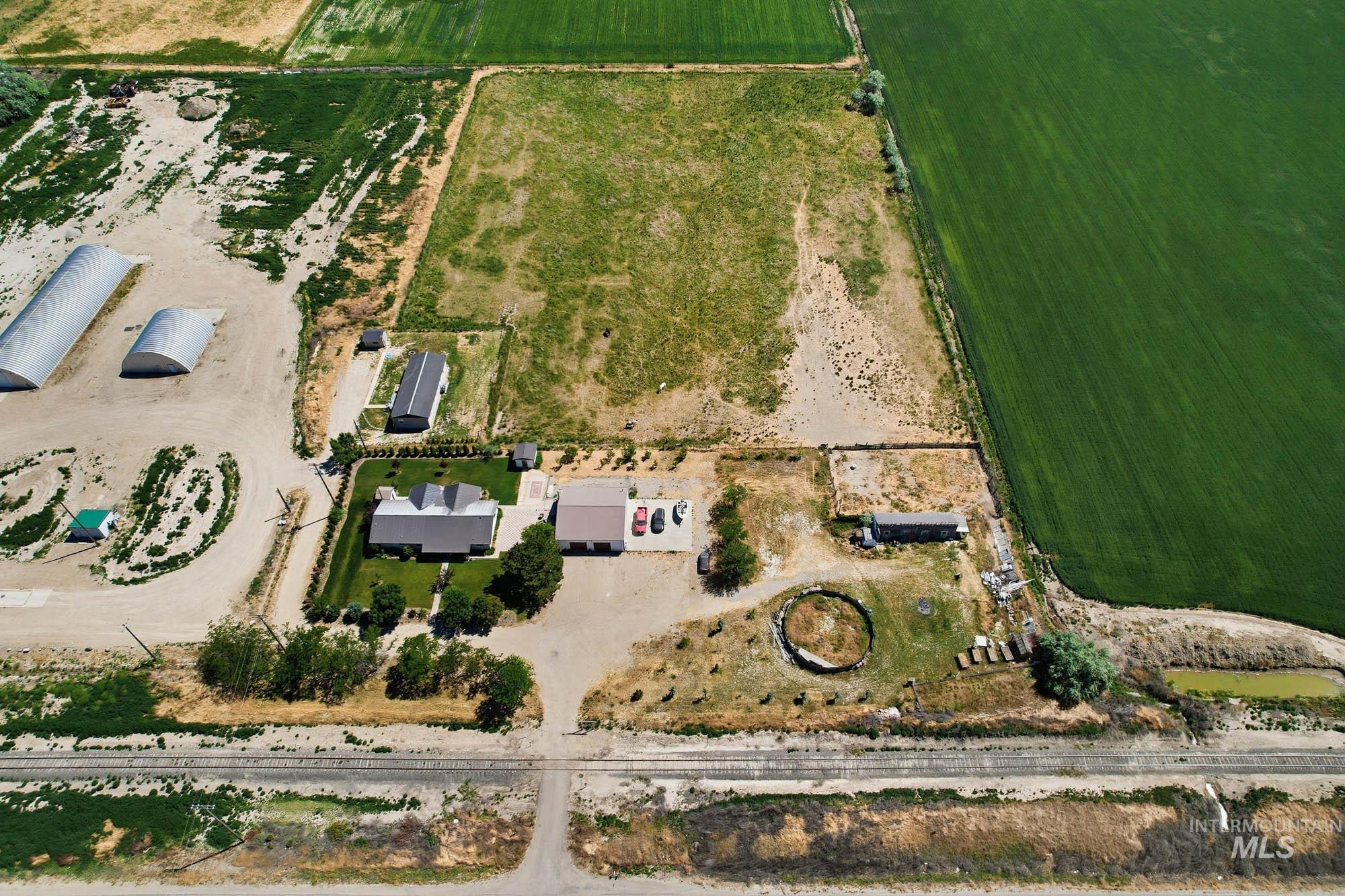 20201 Simplot Blvd Property Photo 9