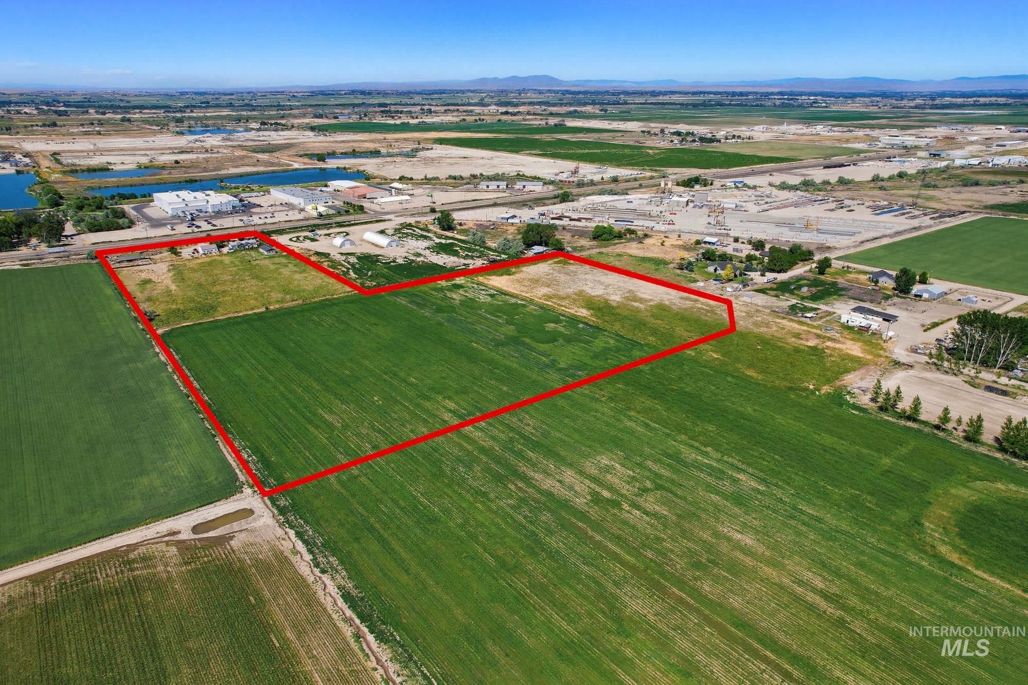 20201 Simplot Blvd Property Photo 19