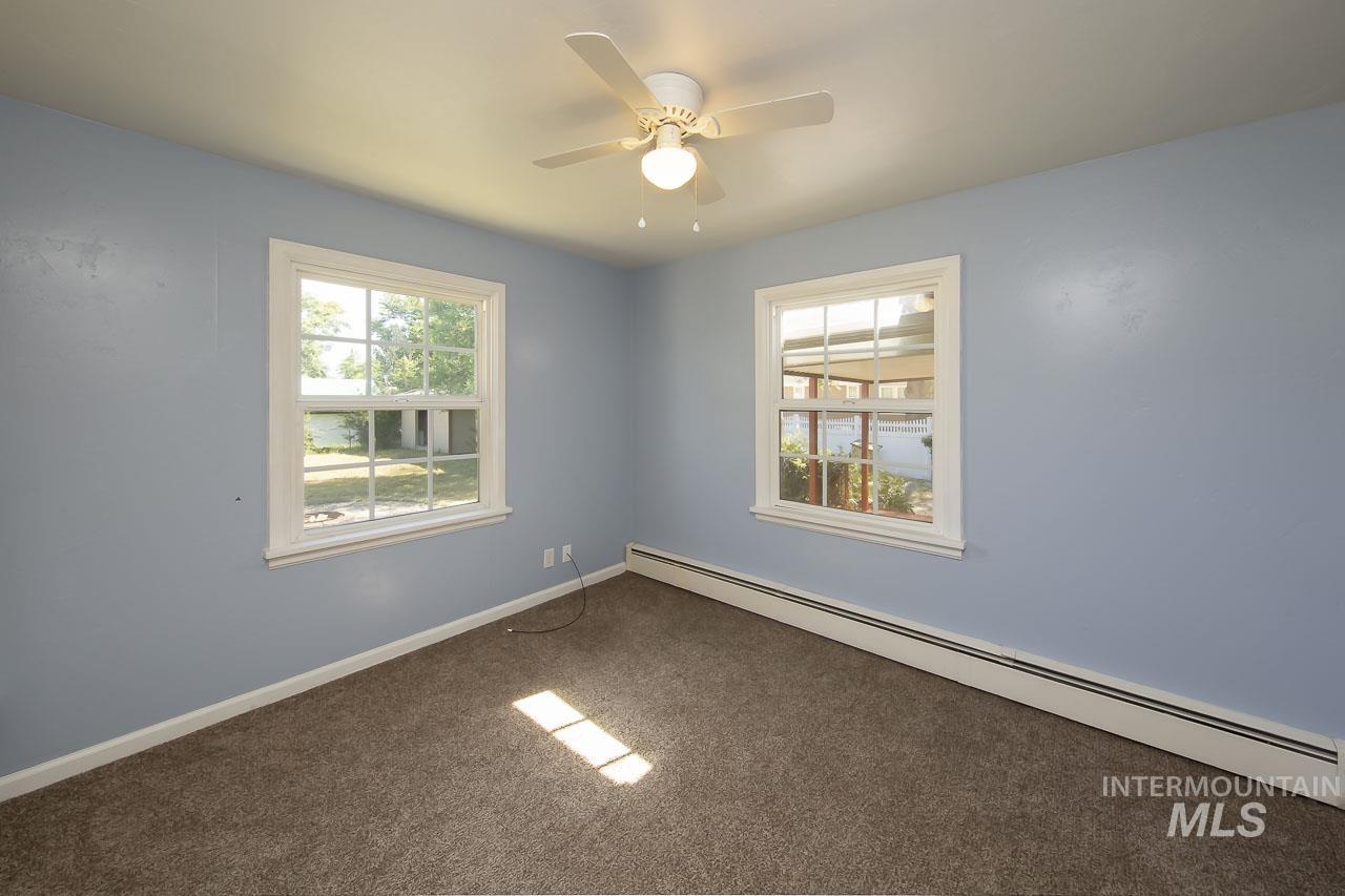 1202 E Main Street Property Photo 15