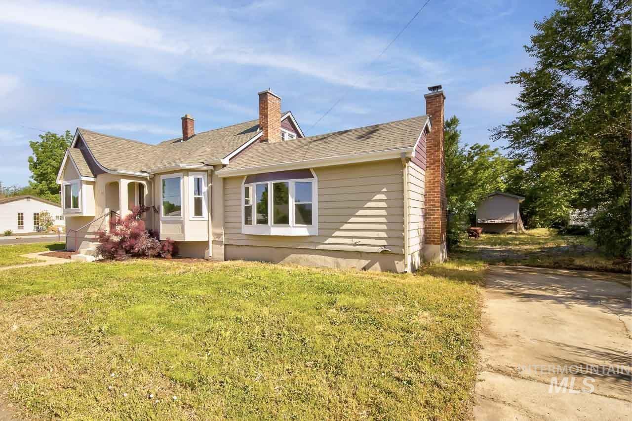 1202 E Main Street Property Photo 41
