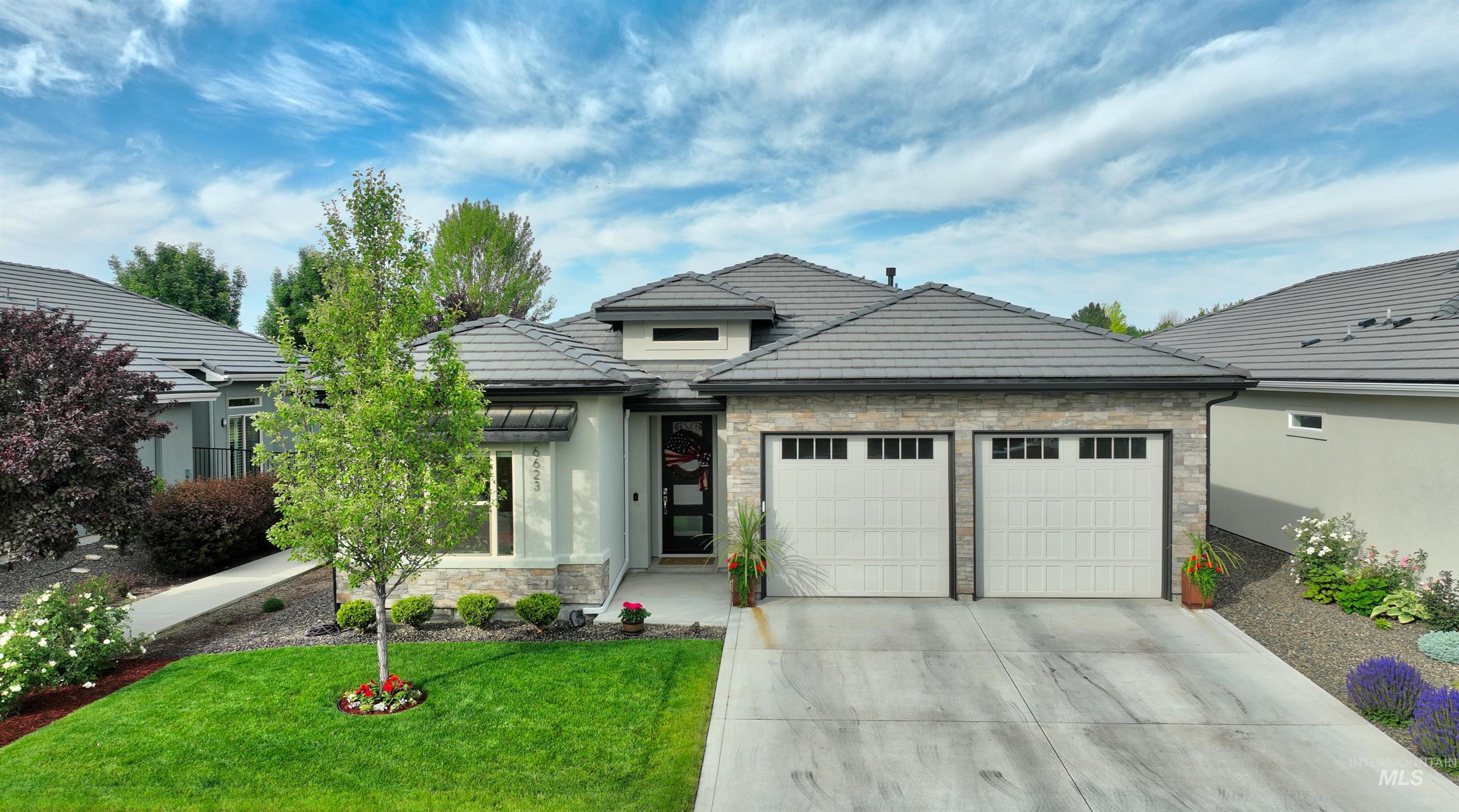 6623 N Crantini Way Property Photo 1