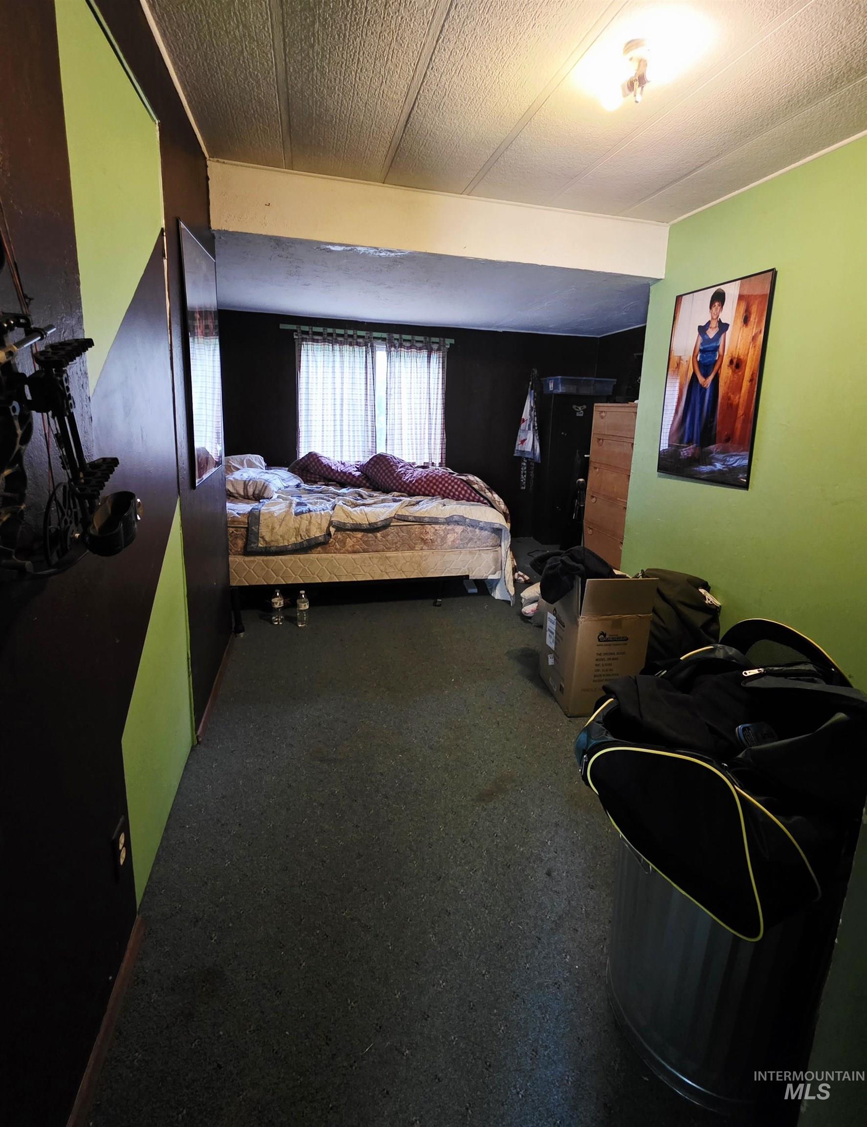 144 View Rd Property Photo 5