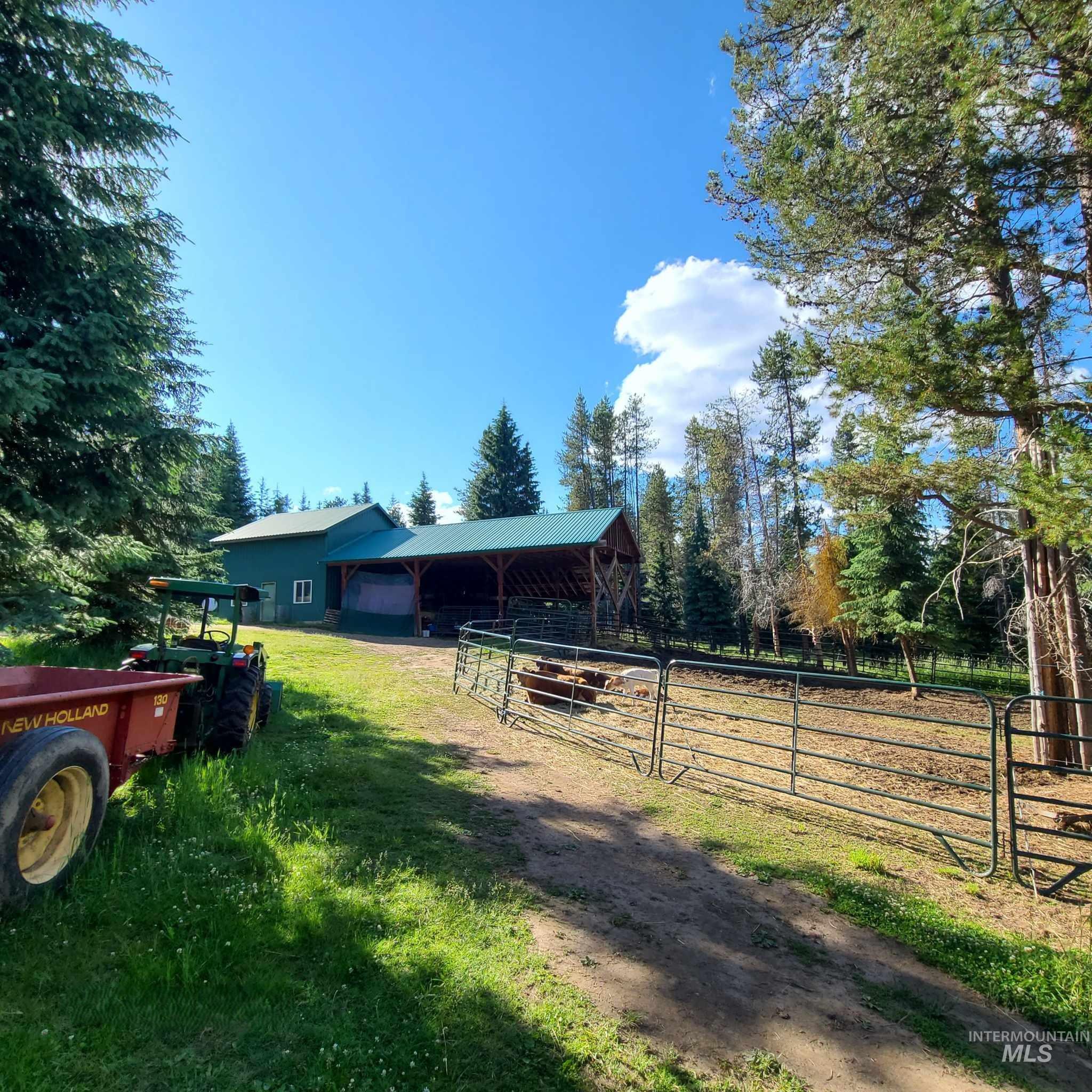 1050 Maxwell Lane Property Photo 15