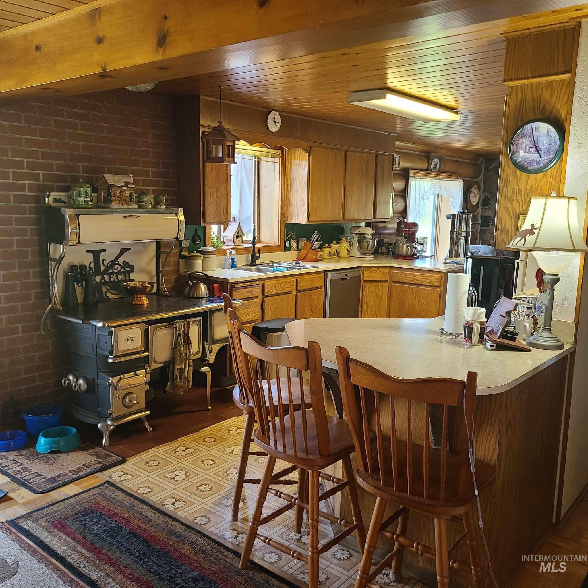 1050 Maxwell Lane Property Photo 29