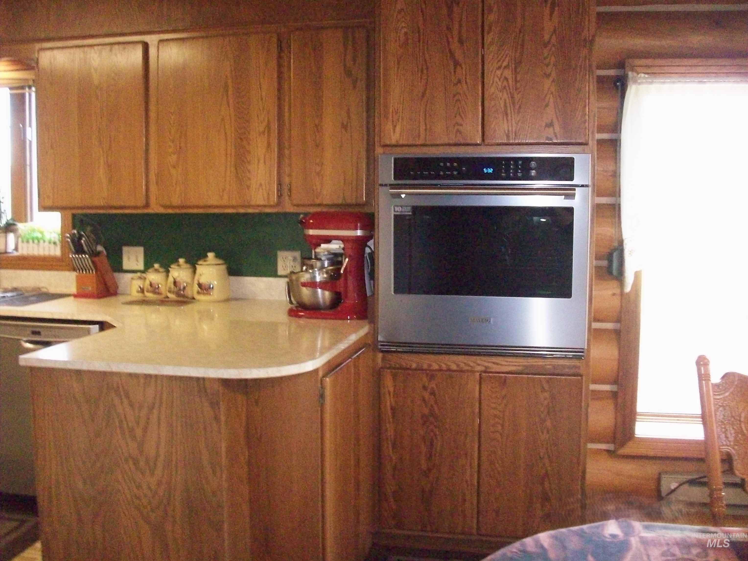 1050 Maxwell Lane Property Photo 33