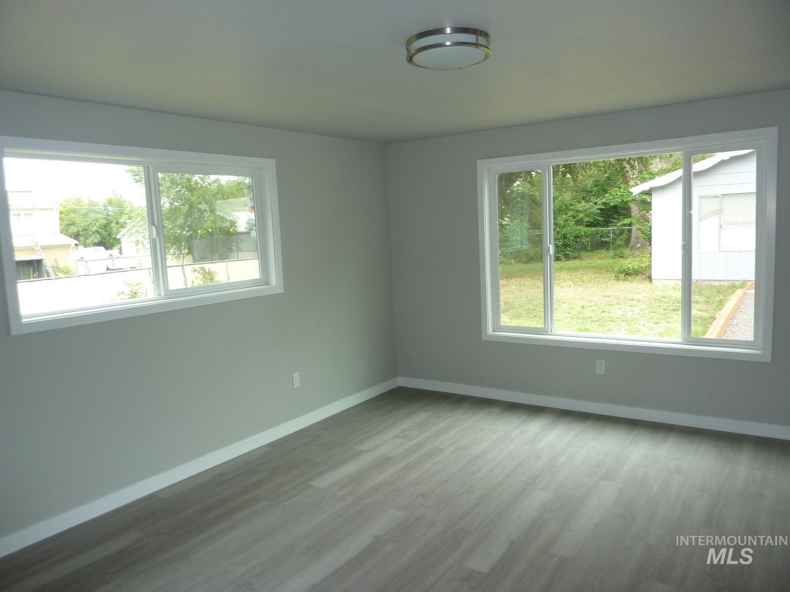 513 A,b 515 A,b Bryden Drive Property Photo 9