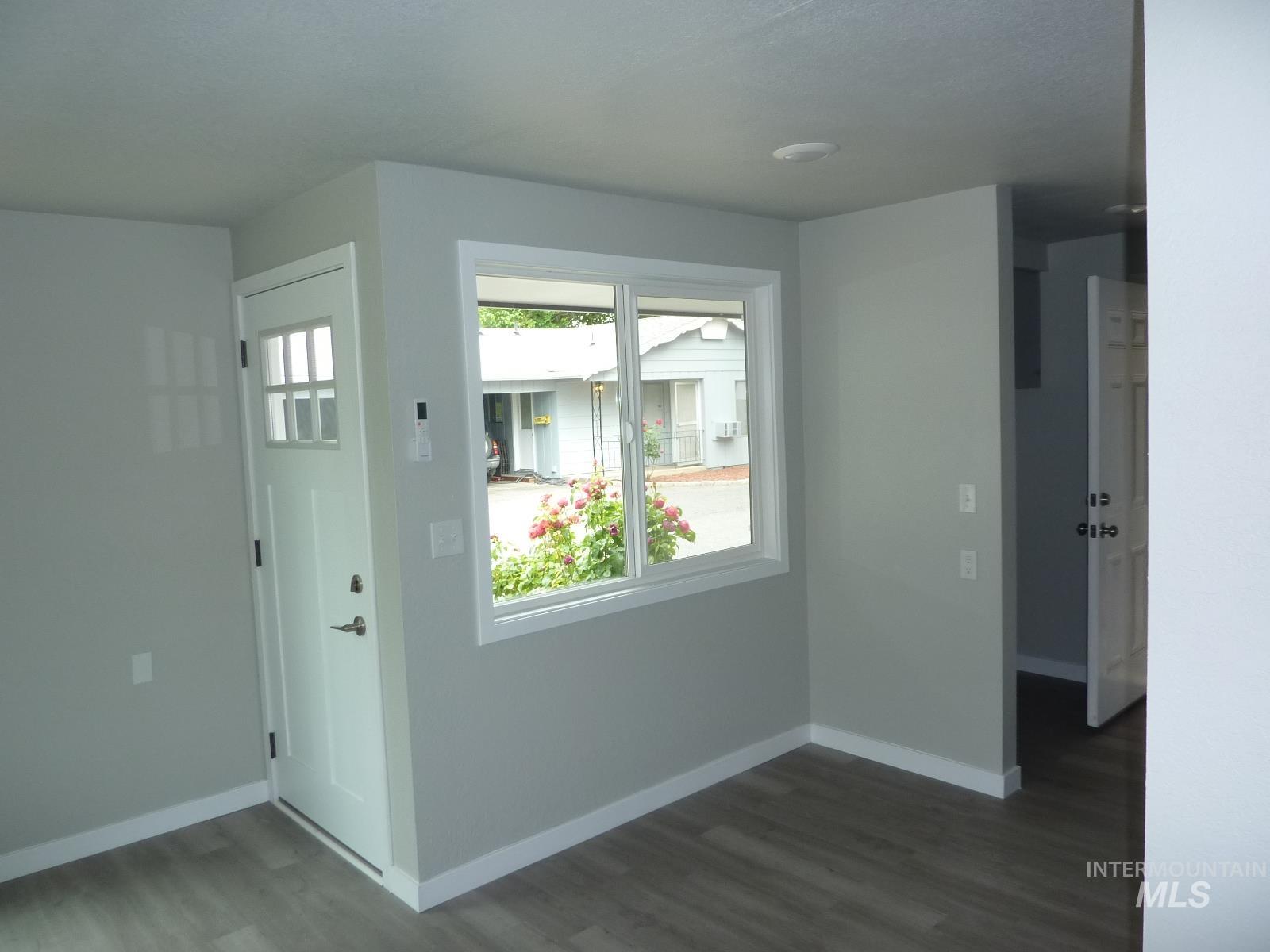 513 A,b 515 A,b Bryden Drive Property Photo 10