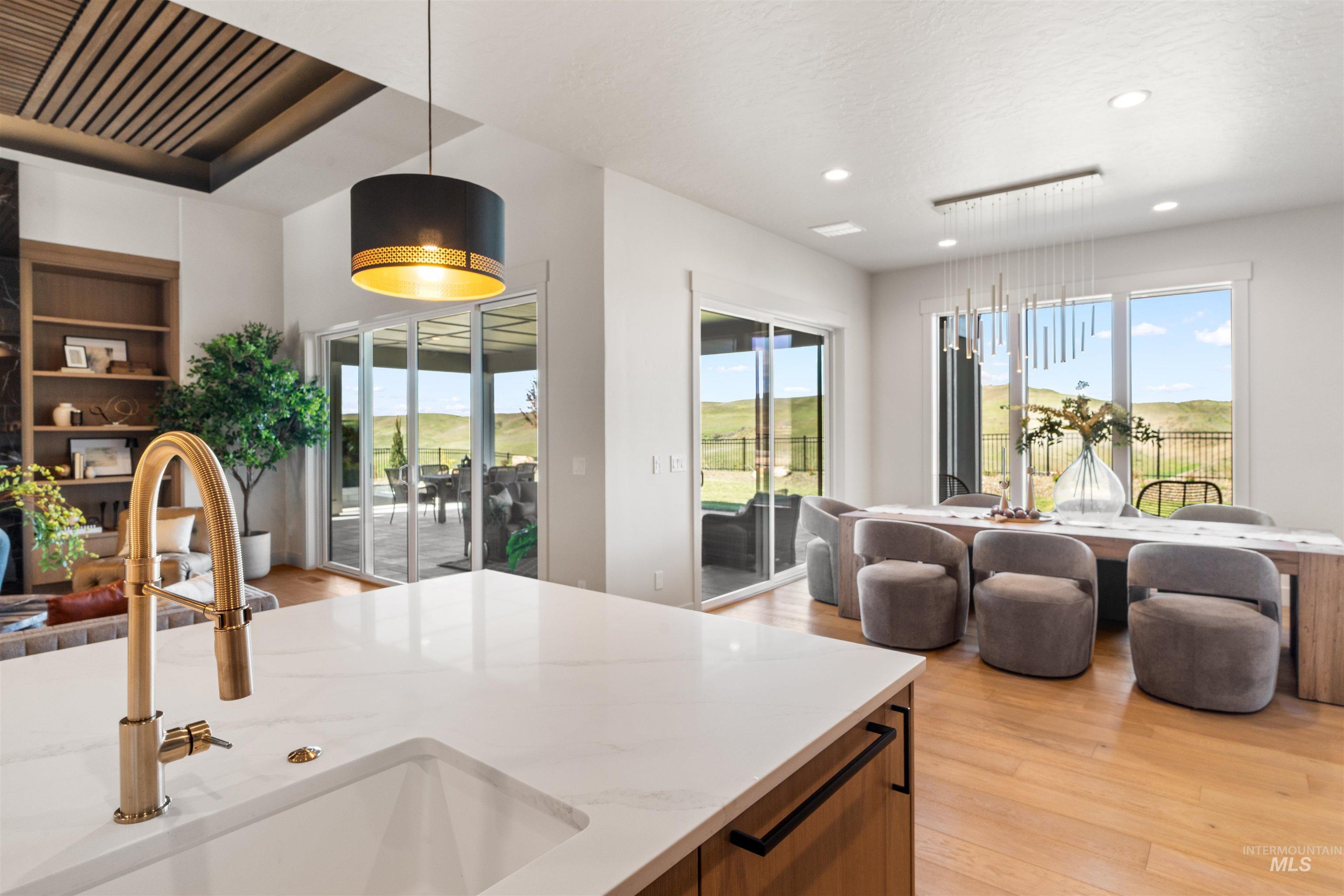 20465 N Swire Green Way Property Photo 3