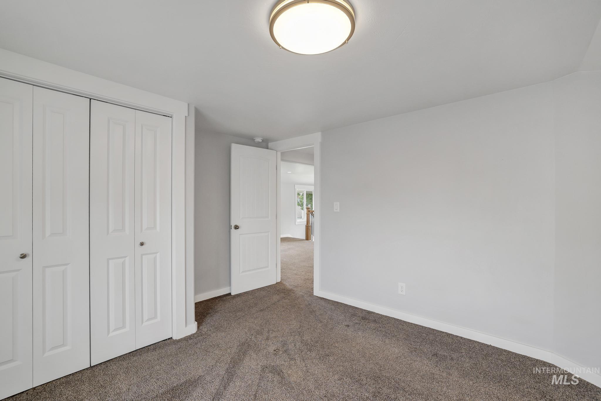 116 8th Ave Property Photo 30
