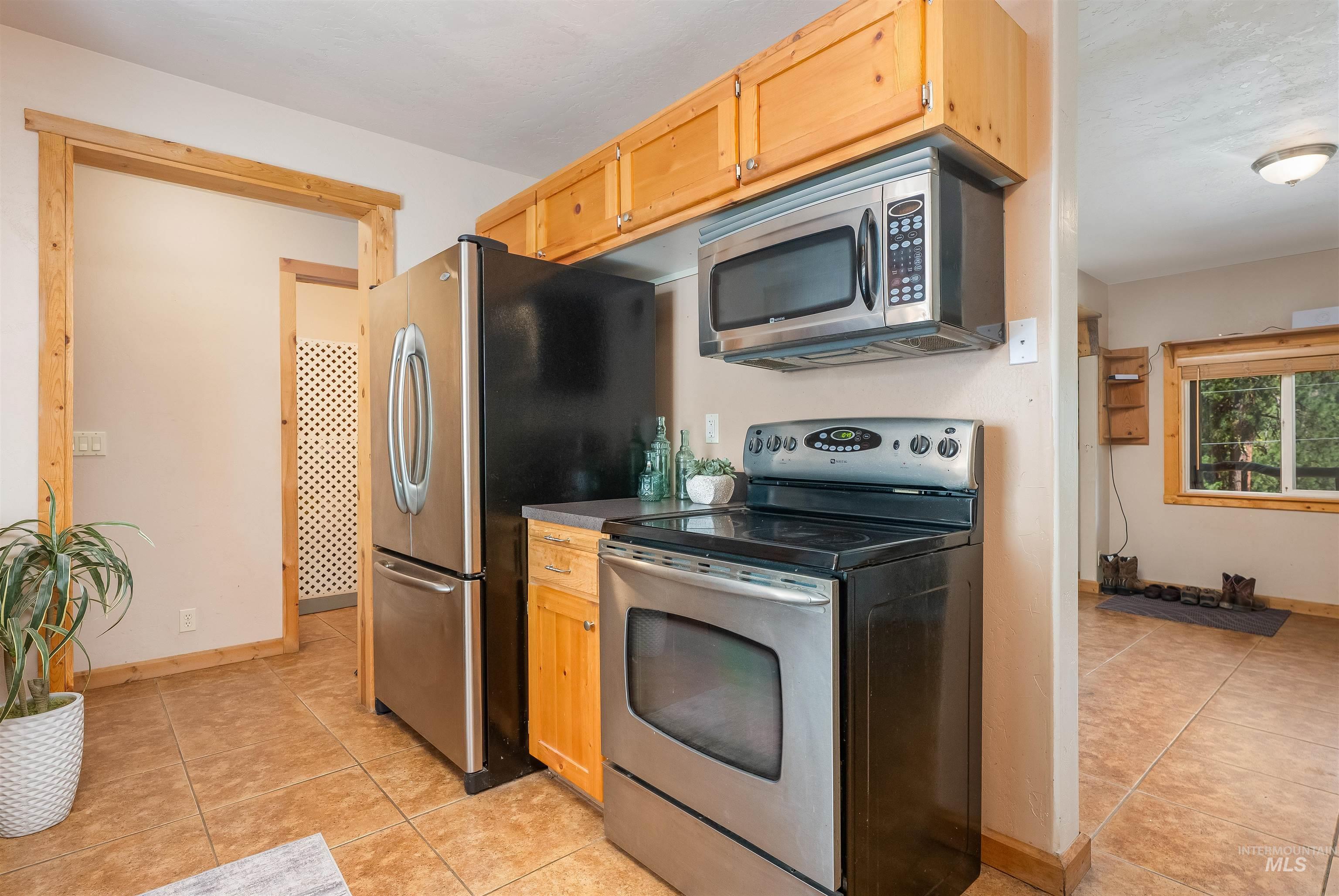 123 Alder Dr Property Photo 11