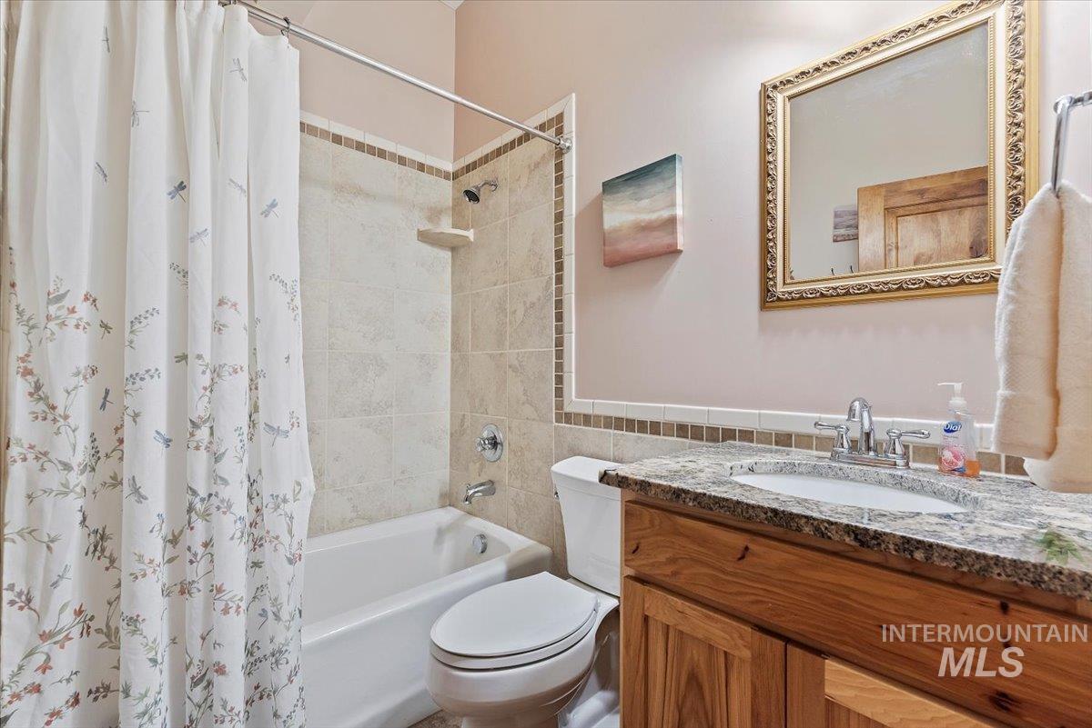 675 W Russell Dr Property Photo 22