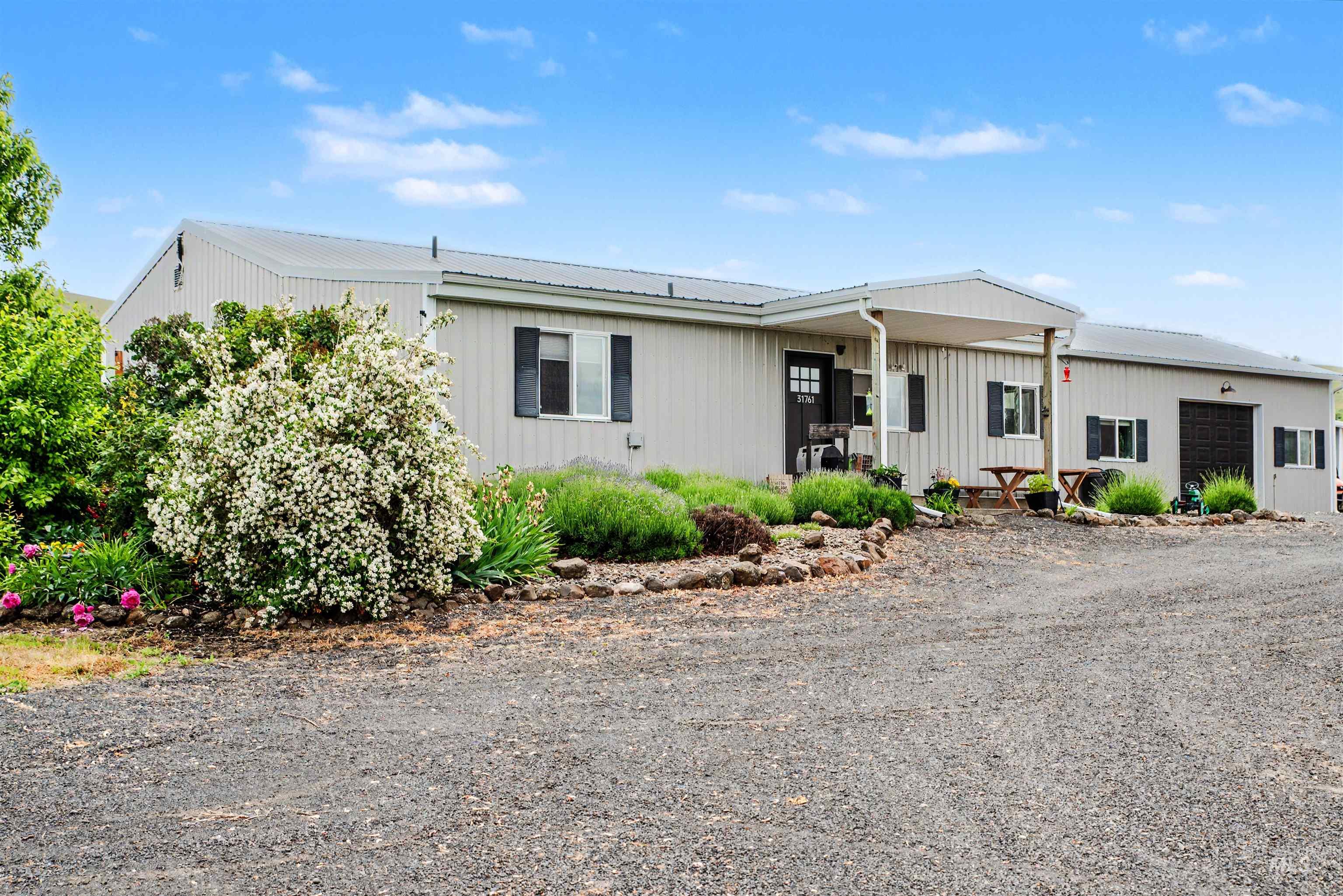 31761 Lonesome Hollow Ln Property Photo 4