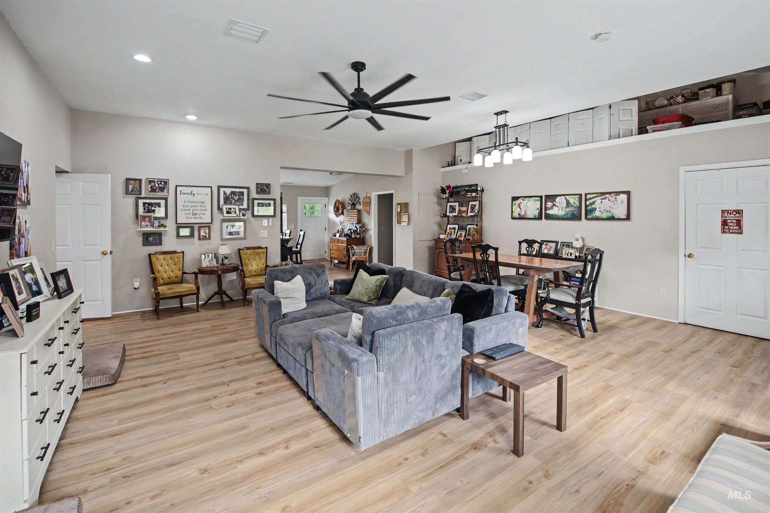 31761 Lonesome Hollow Ln Property Photo 11
