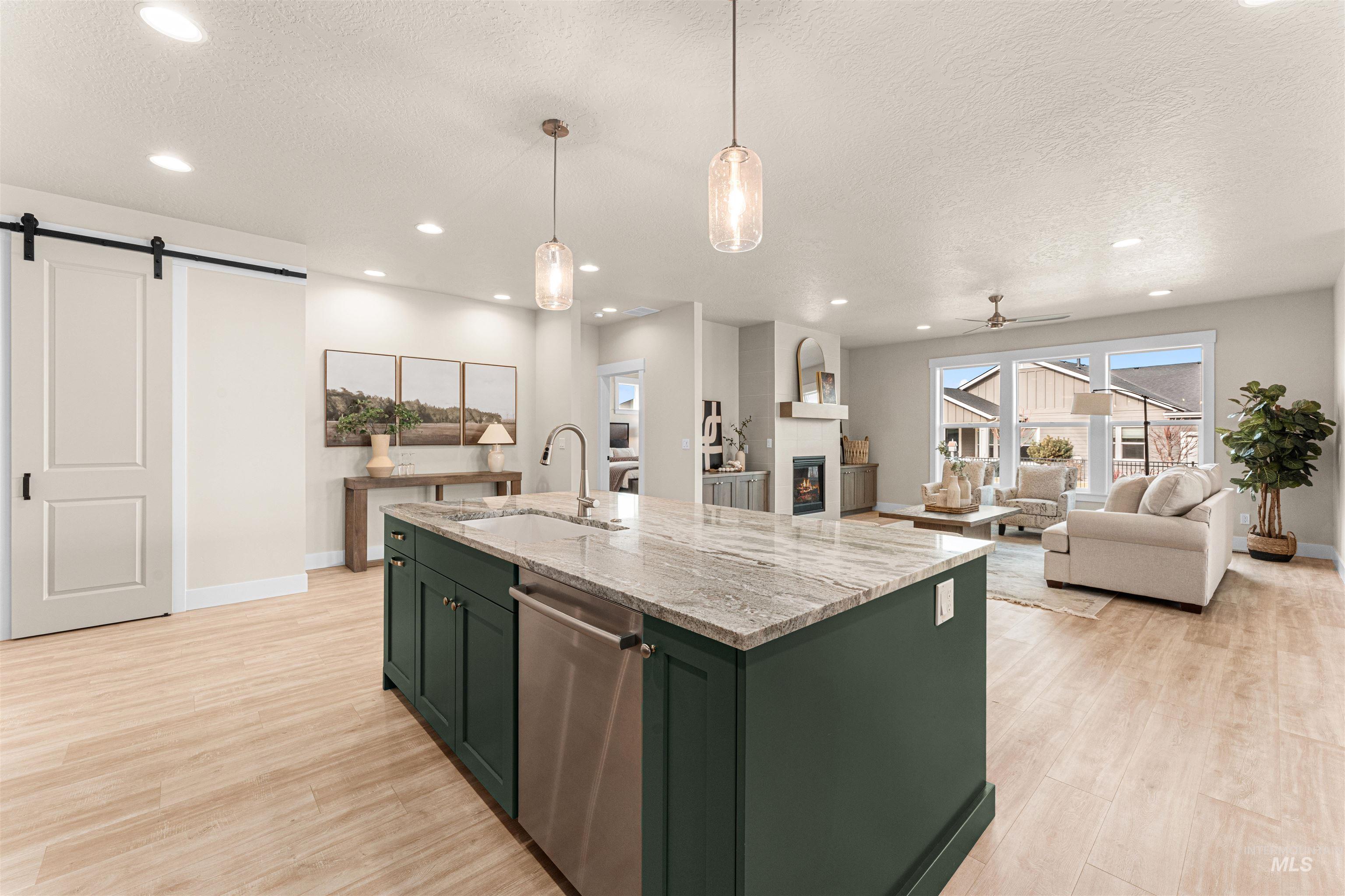 8092 Tandy Cove St Property Photo 17