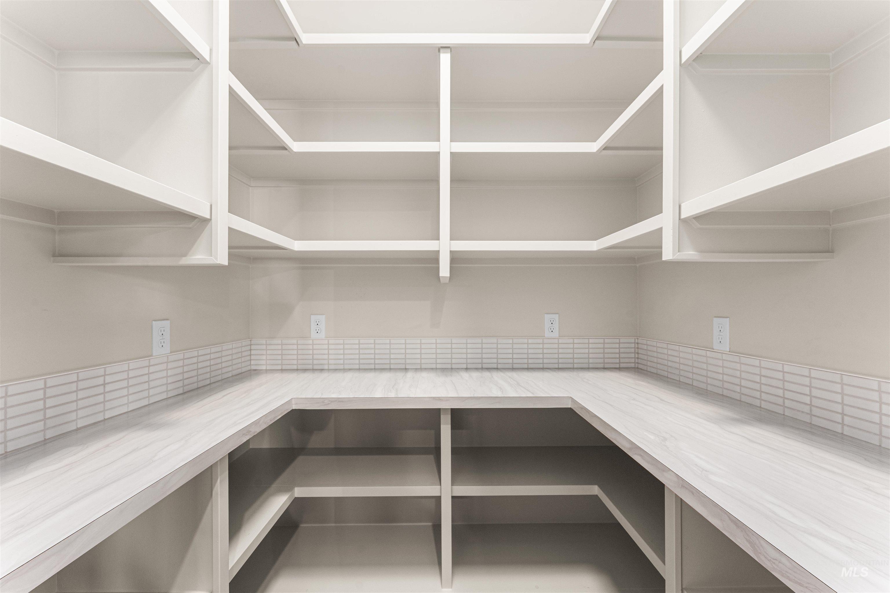 8092 Tandy Cove St Property Photo 19
