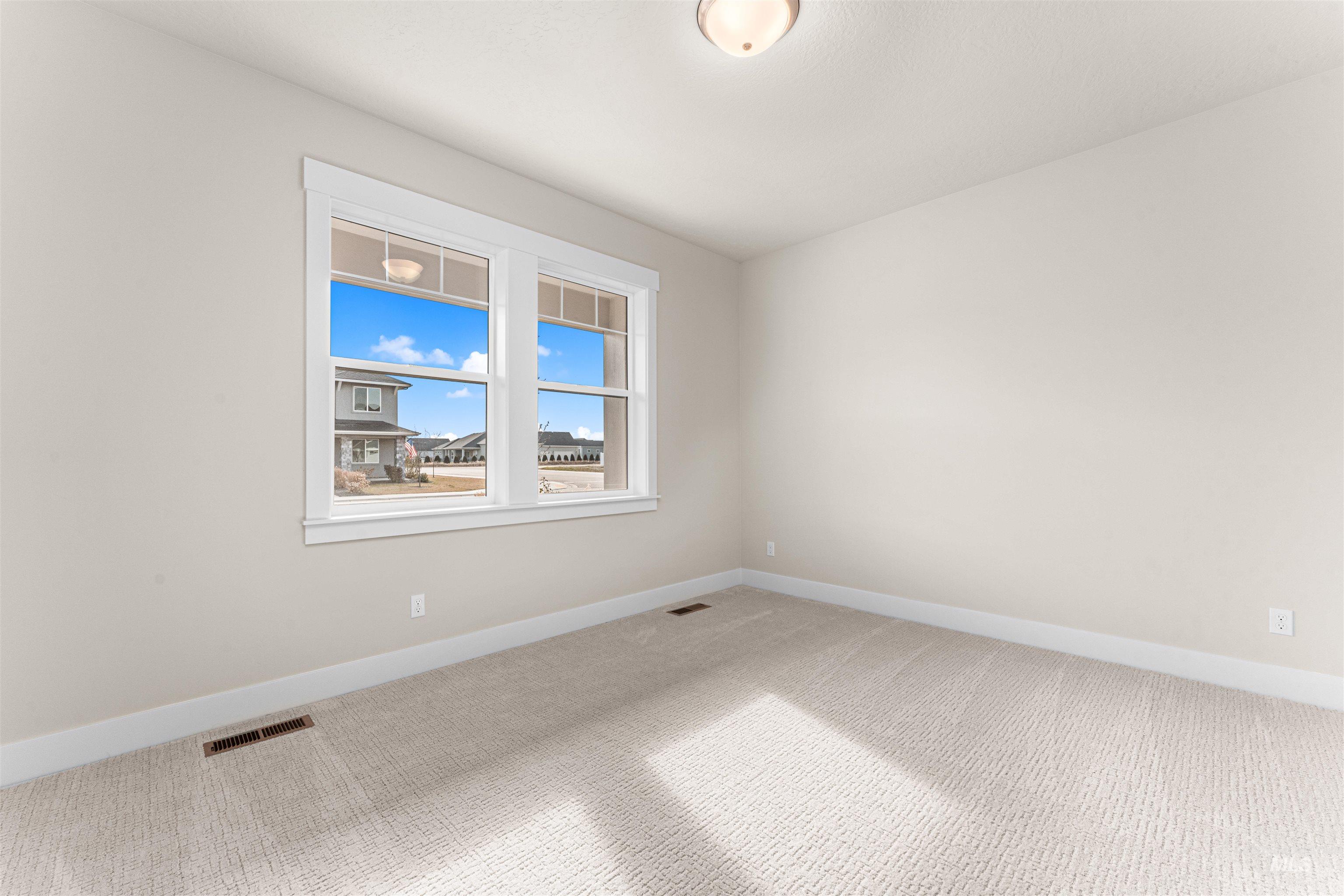 8092 Tandy Cove St Property Photo 32