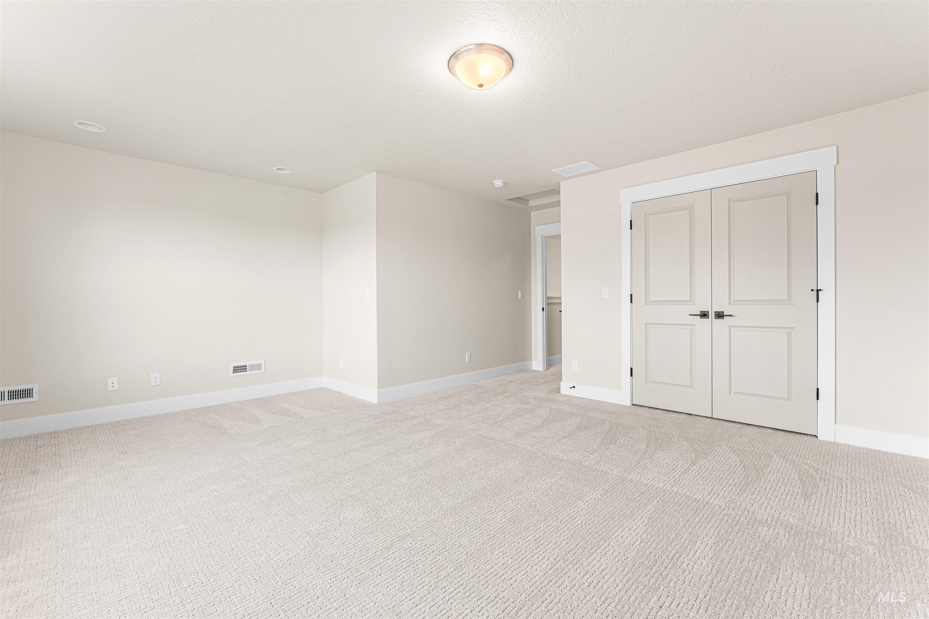 8092 Tandy Cove St Property Photo 35