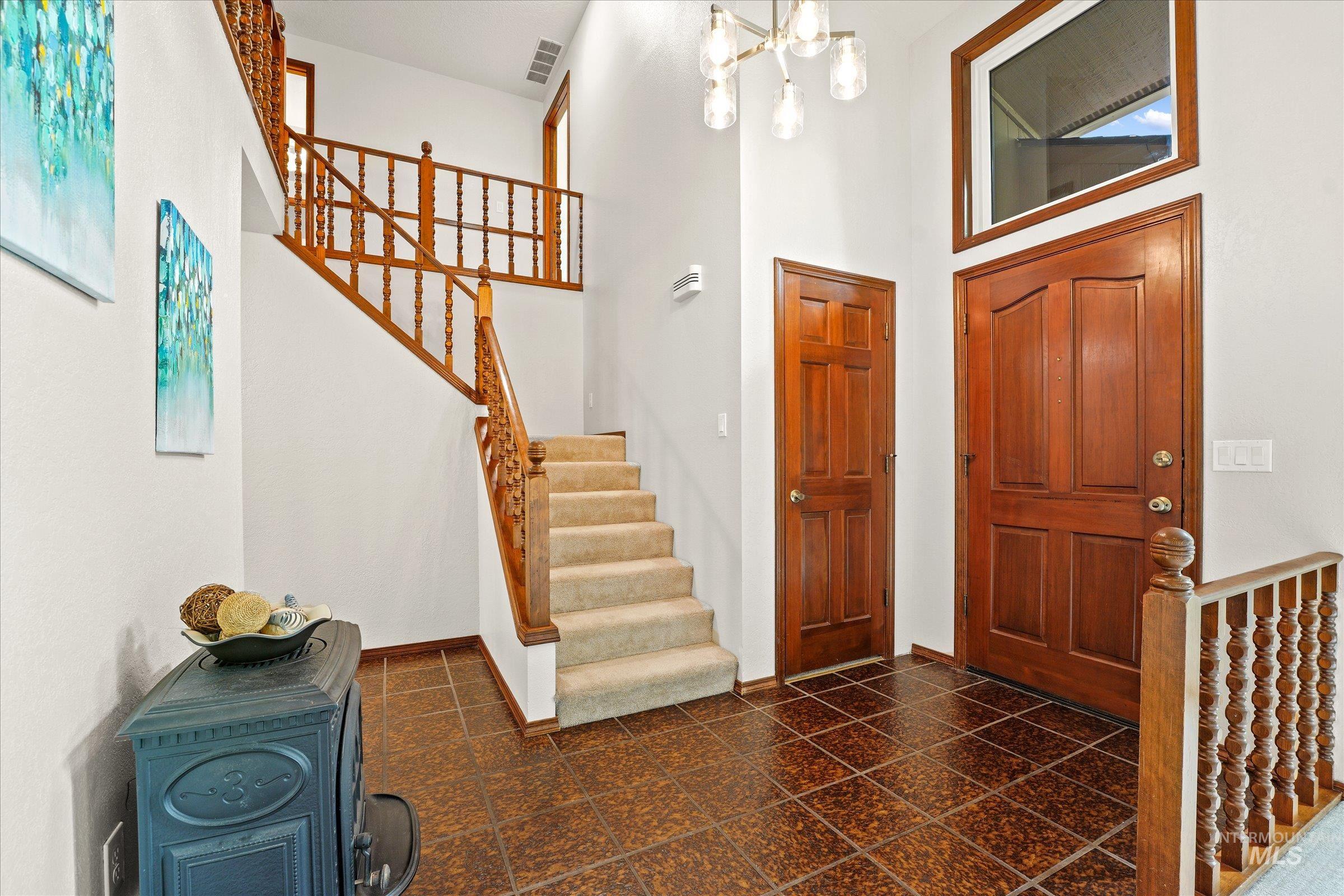 575 N Pebble Beach Way Property Photo 7