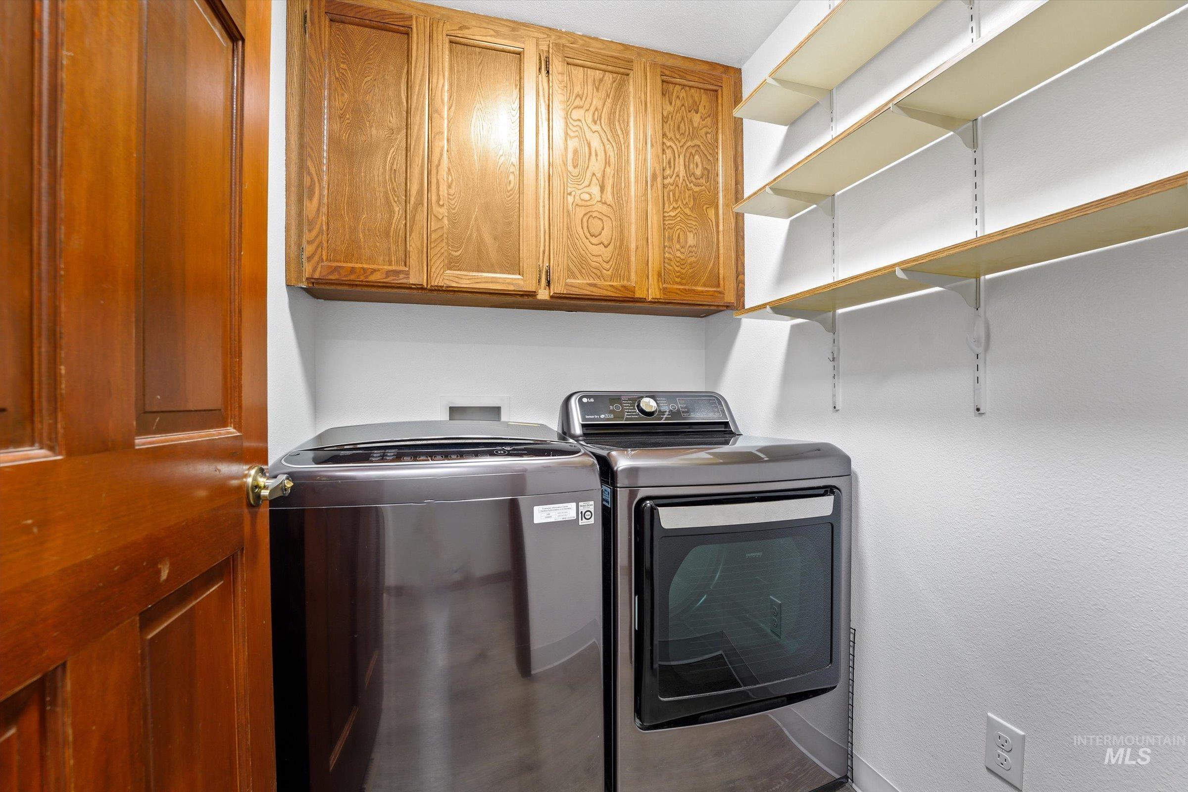 575 N Pebble Beach Way Property Photo 19