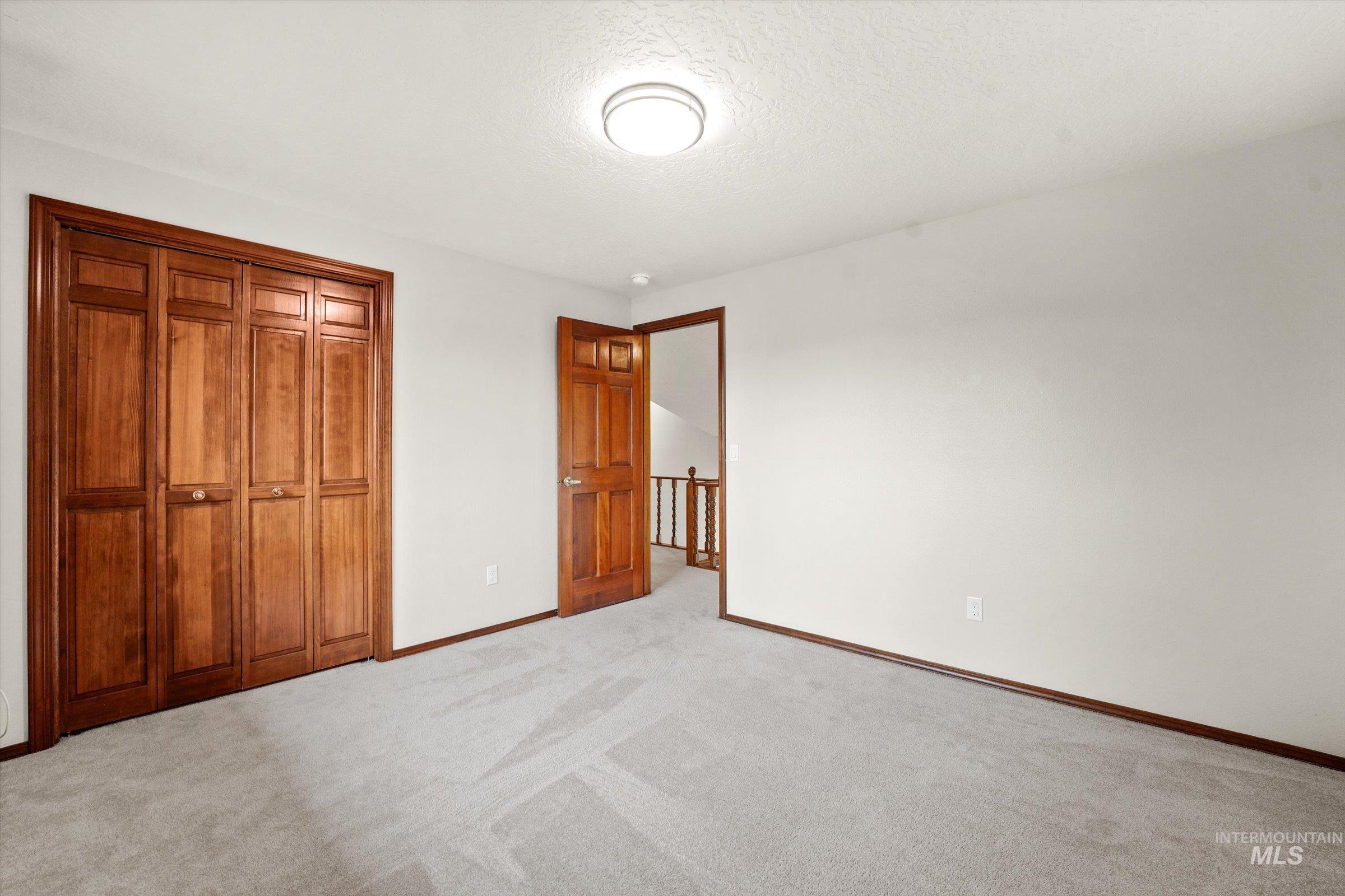 575 N Pebble Beach Way Property Photo 22