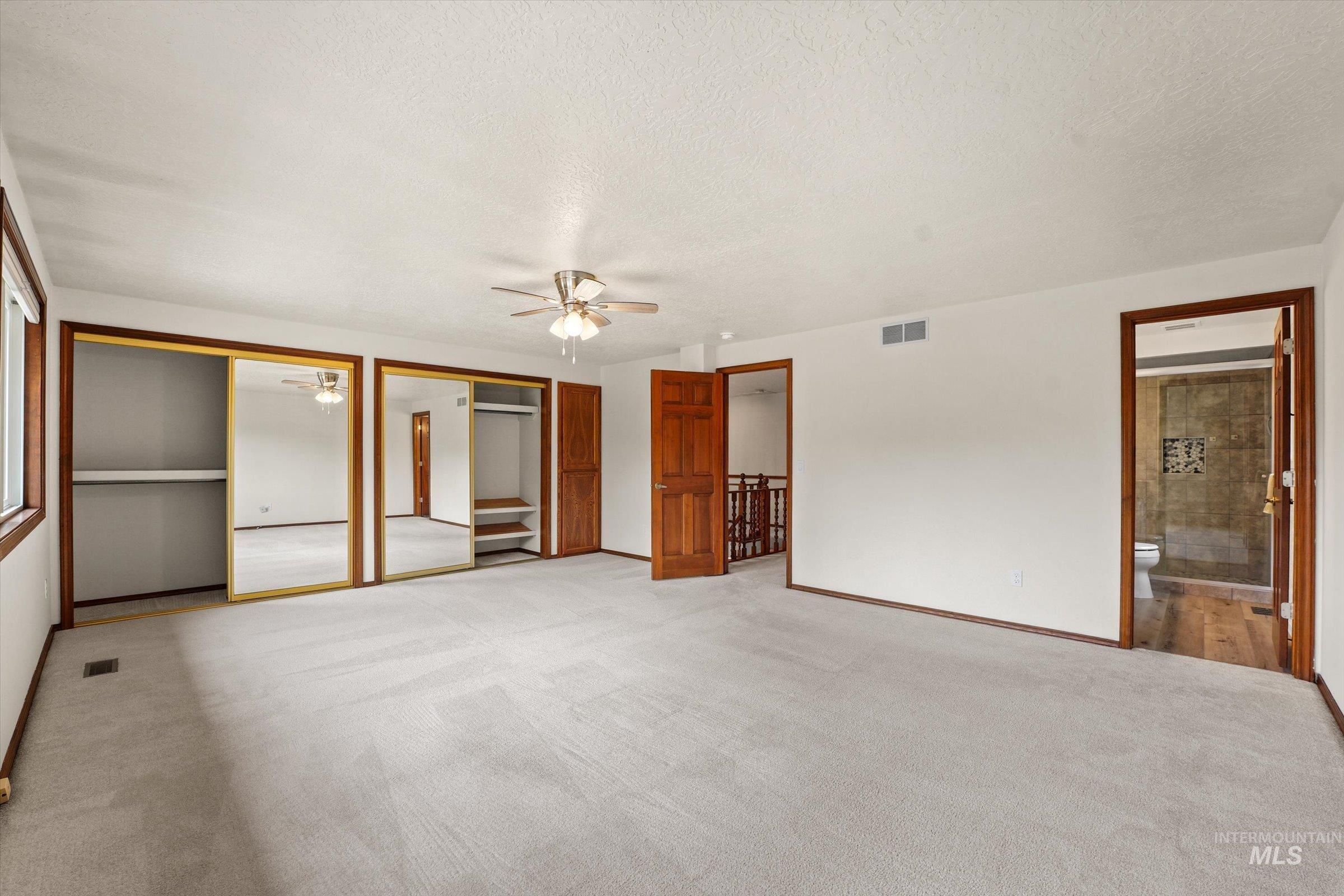 575 N Pebble Beach Way Property Photo 27