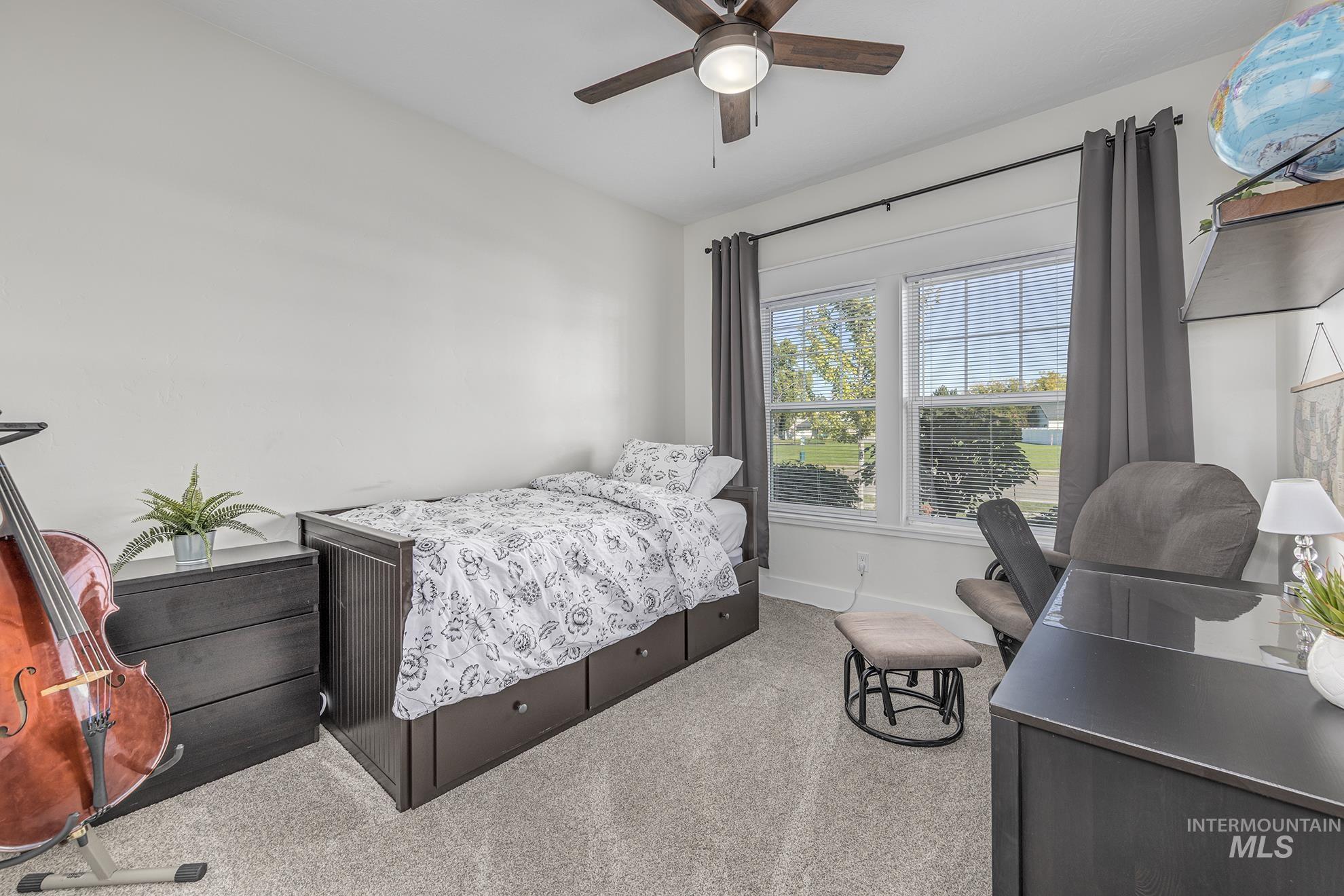 555 Syringa Falls Ct Property Photo 21