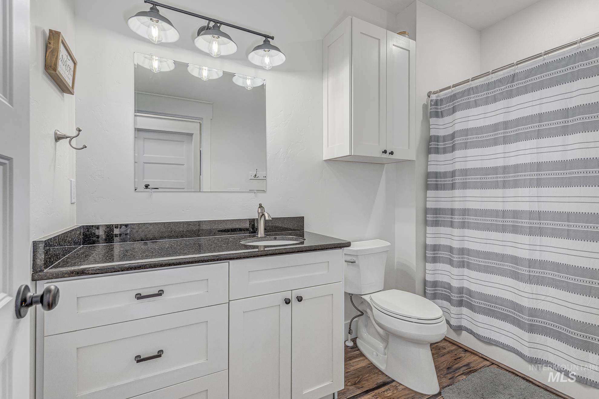 555 Syringa Falls Ct Property Photo 25