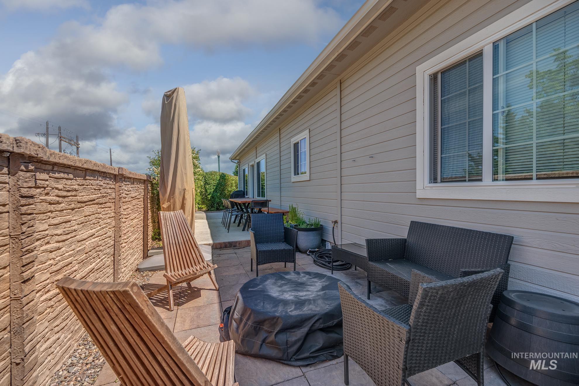 555 Syringa Falls Ct Property Photo 37