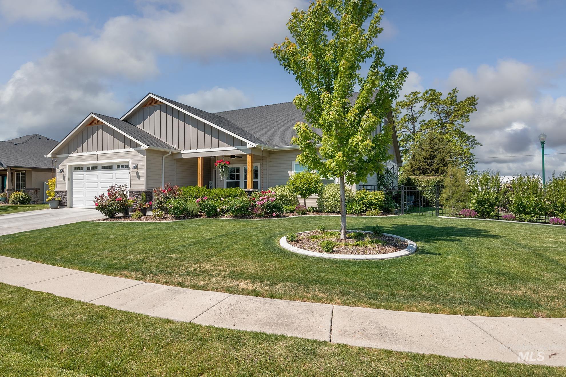 555 Syringa Falls Ct Property Photo 50