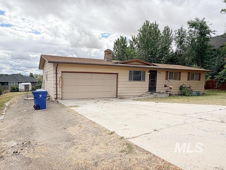 7060 S Valley Heights Drive Property Photo 2