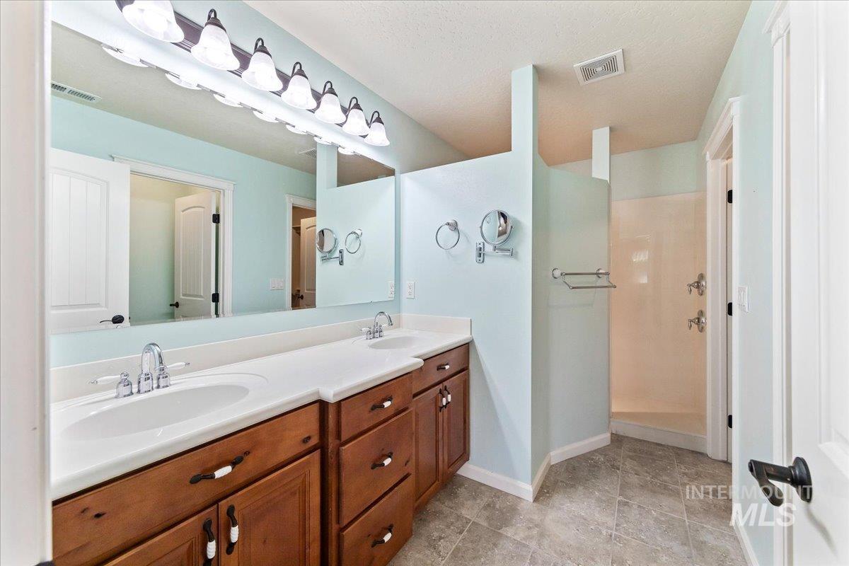 836 W San Francisco Pl Property Photo 27