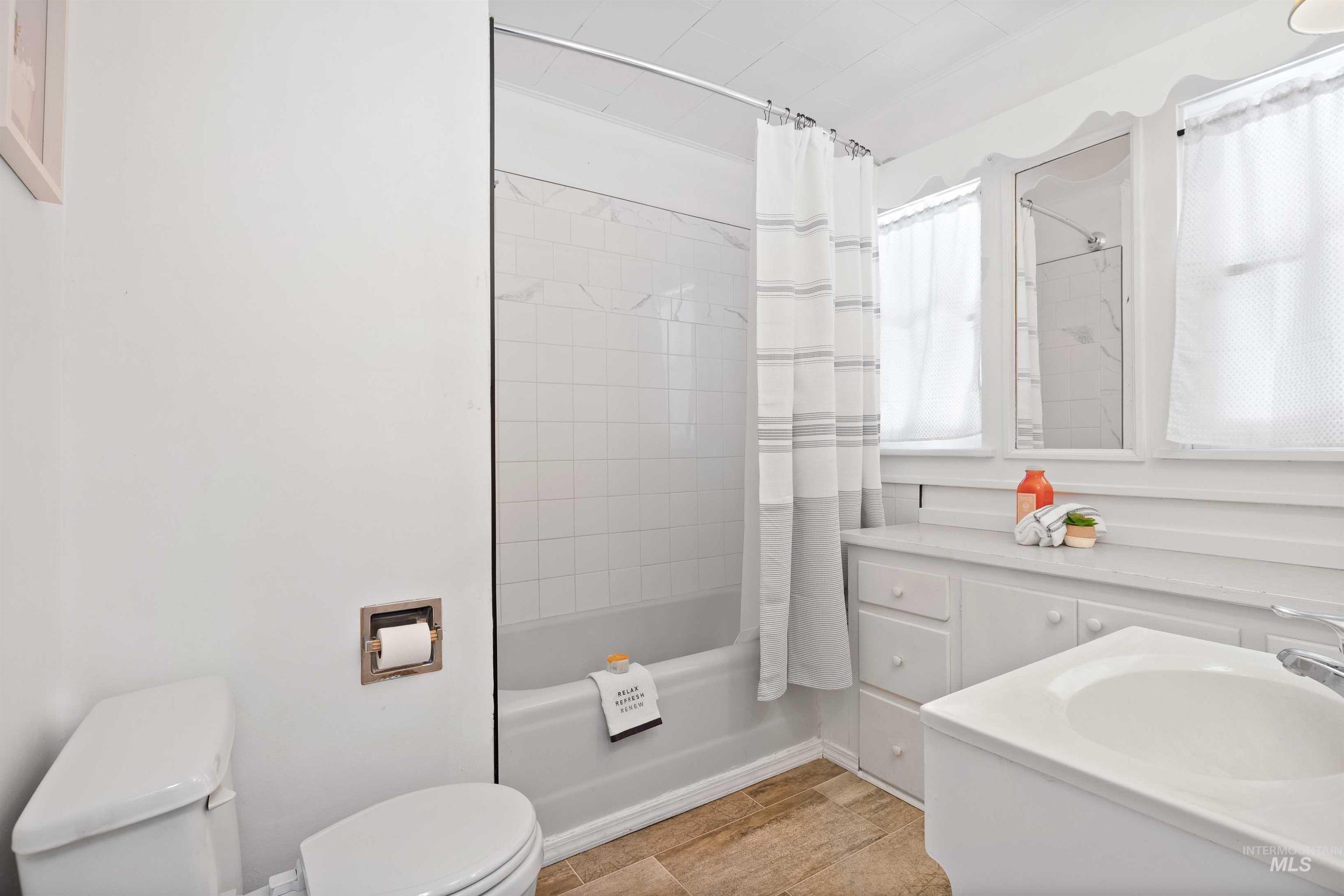 346 Buchanan St. Property Photo 13