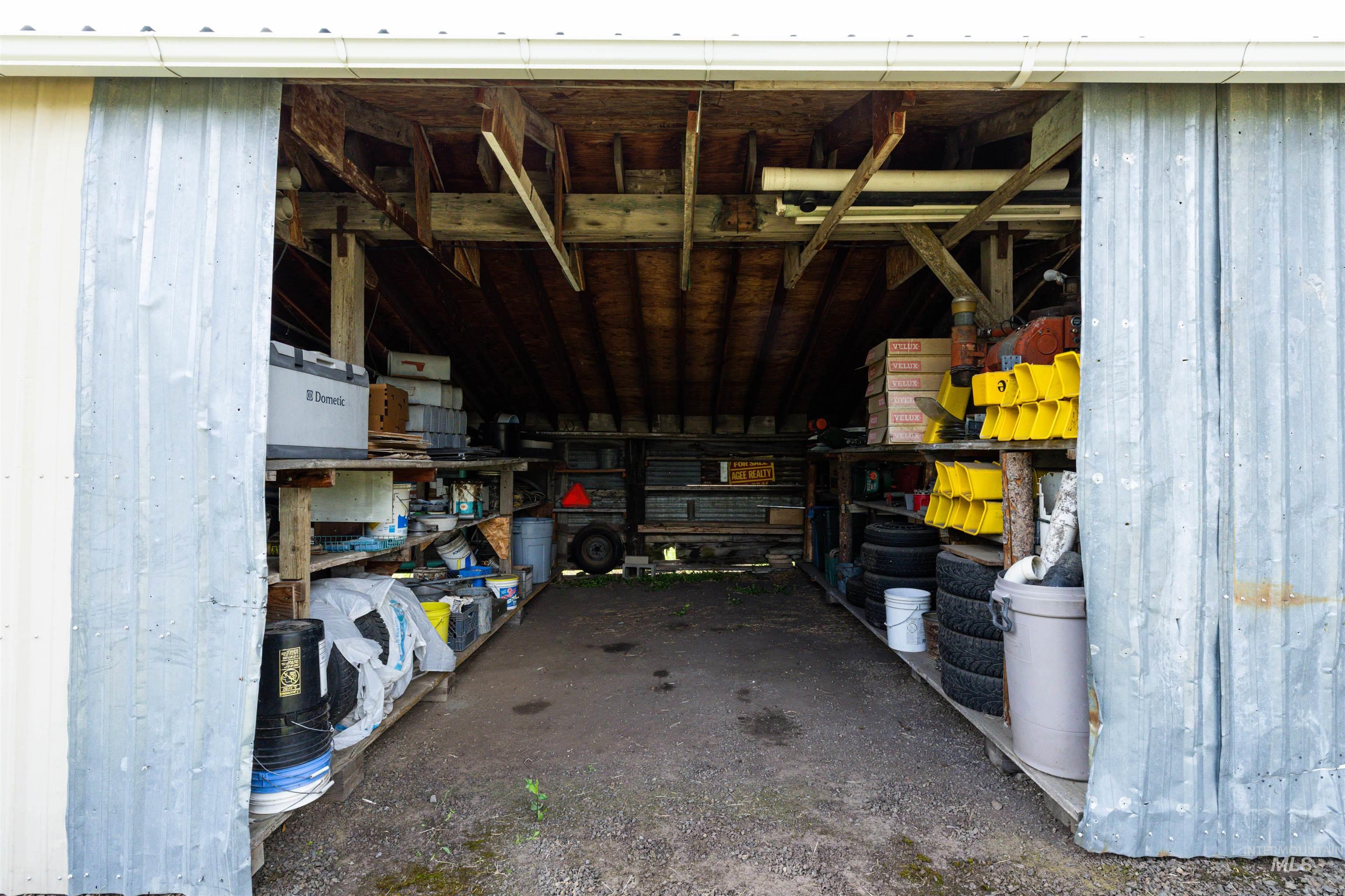 802 Foster Ave Property Photo 42