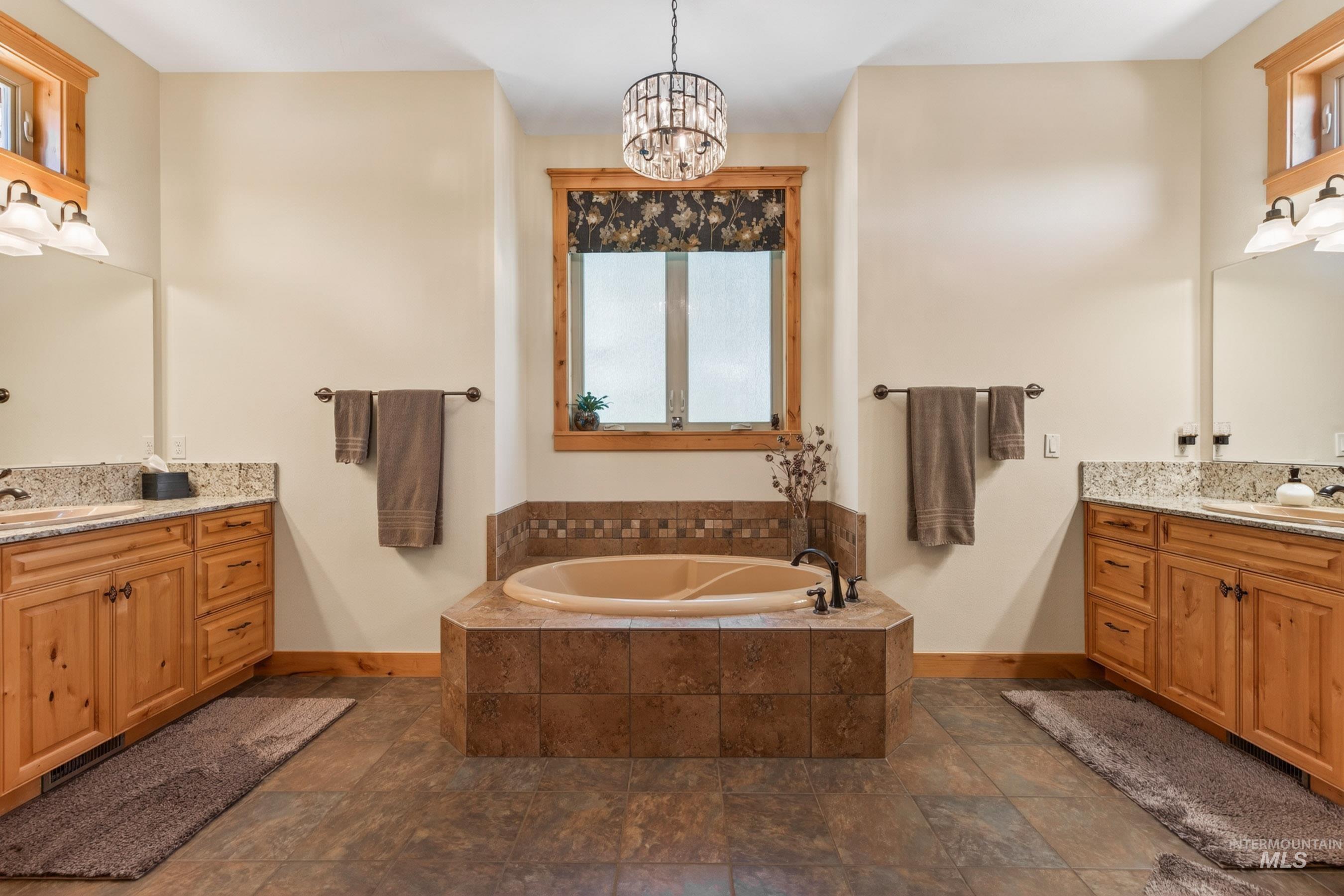 3255 Thrush Creek Road Property Photo 13
