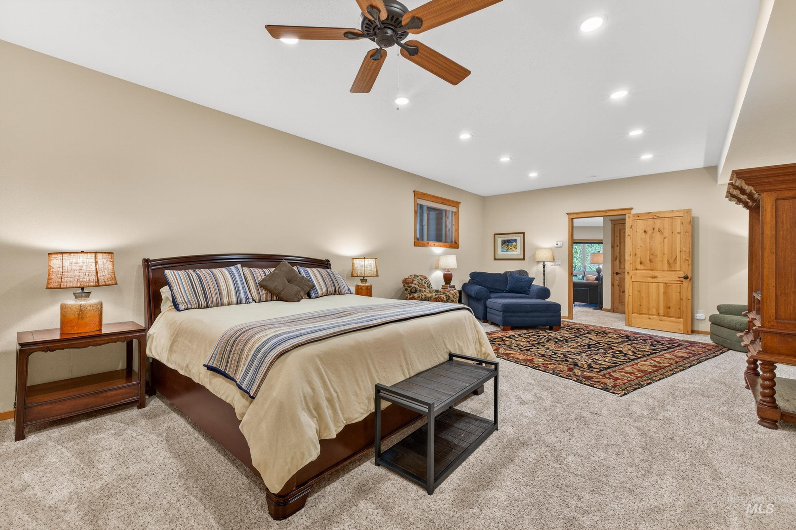3255 Thrush Creek Road Property Photo 18