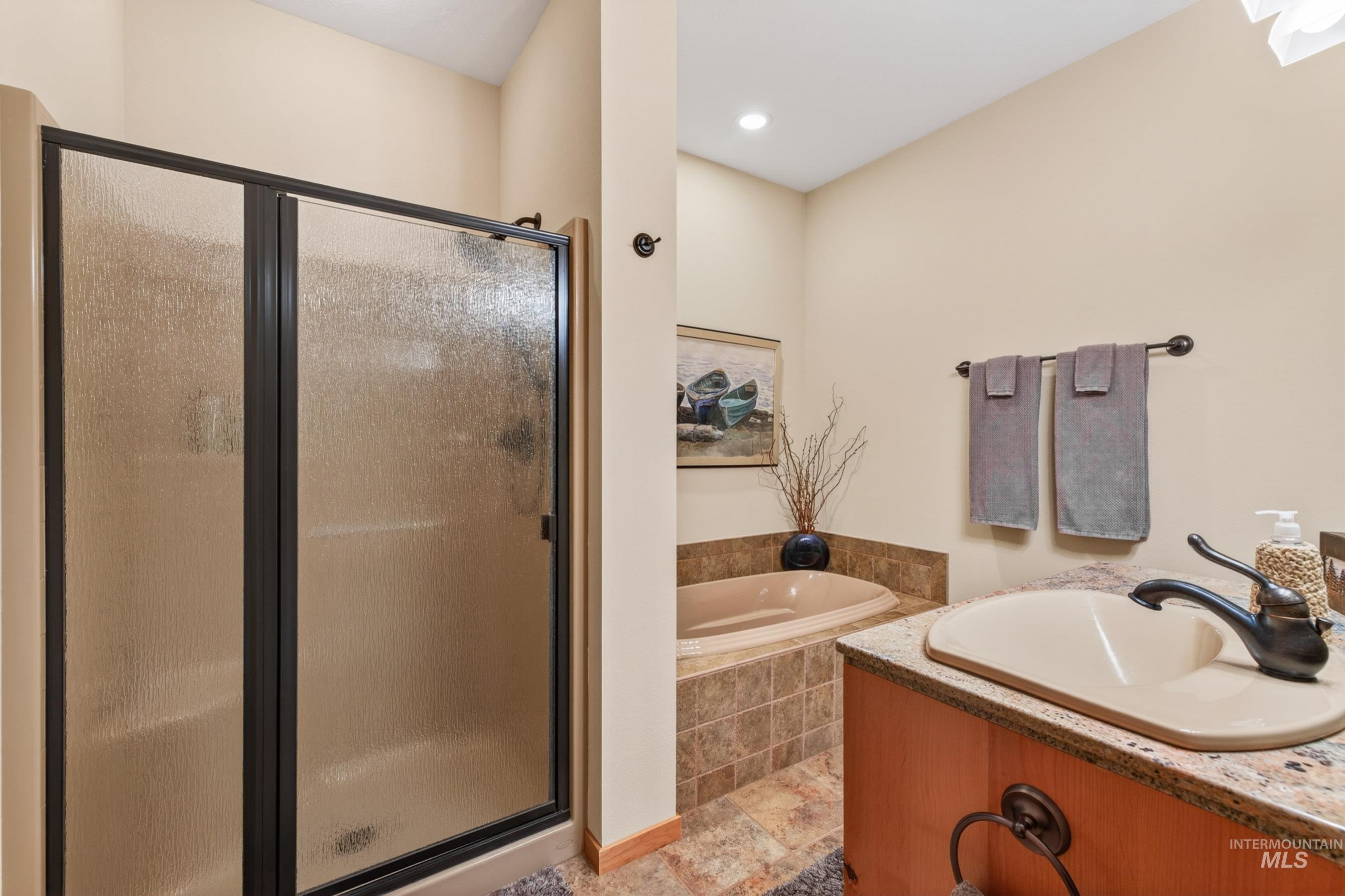 3255 Thrush Creek Road Property Photo 22