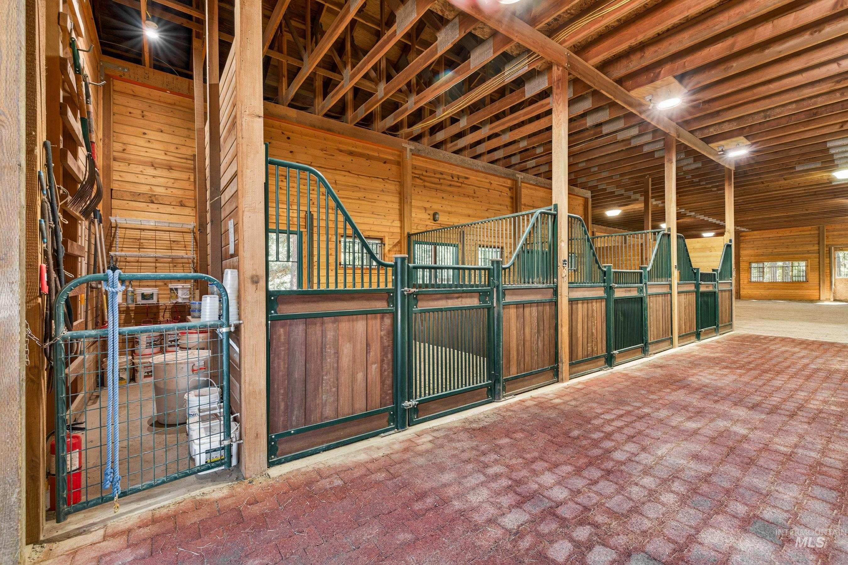 3255 Thrush Creek Road Property Photo 35