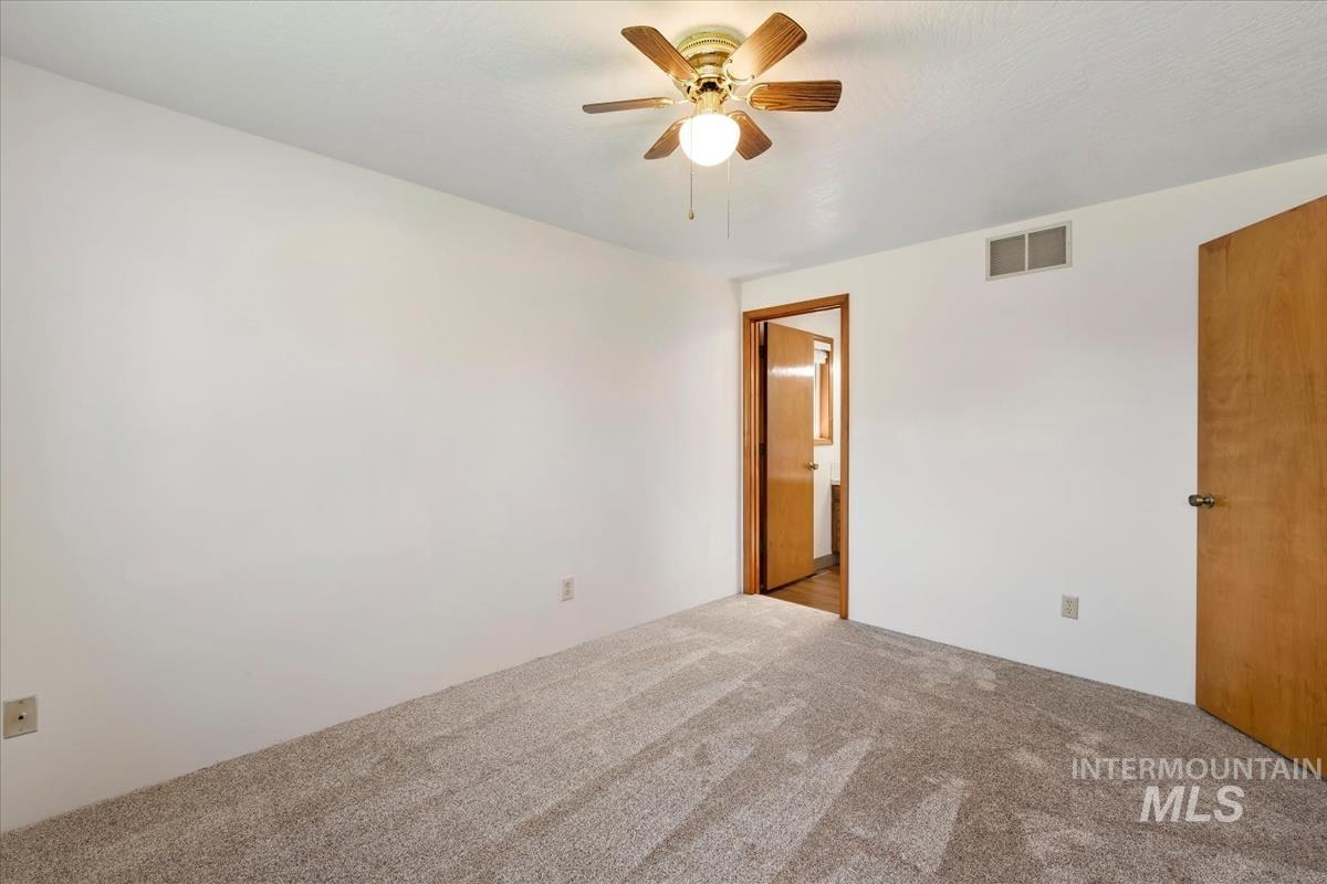 14961 Eagle Dr Property Photo 24