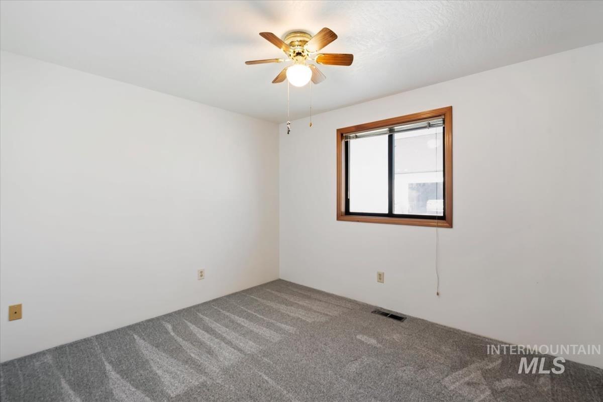14961 Eagle Dr Property Photo 27