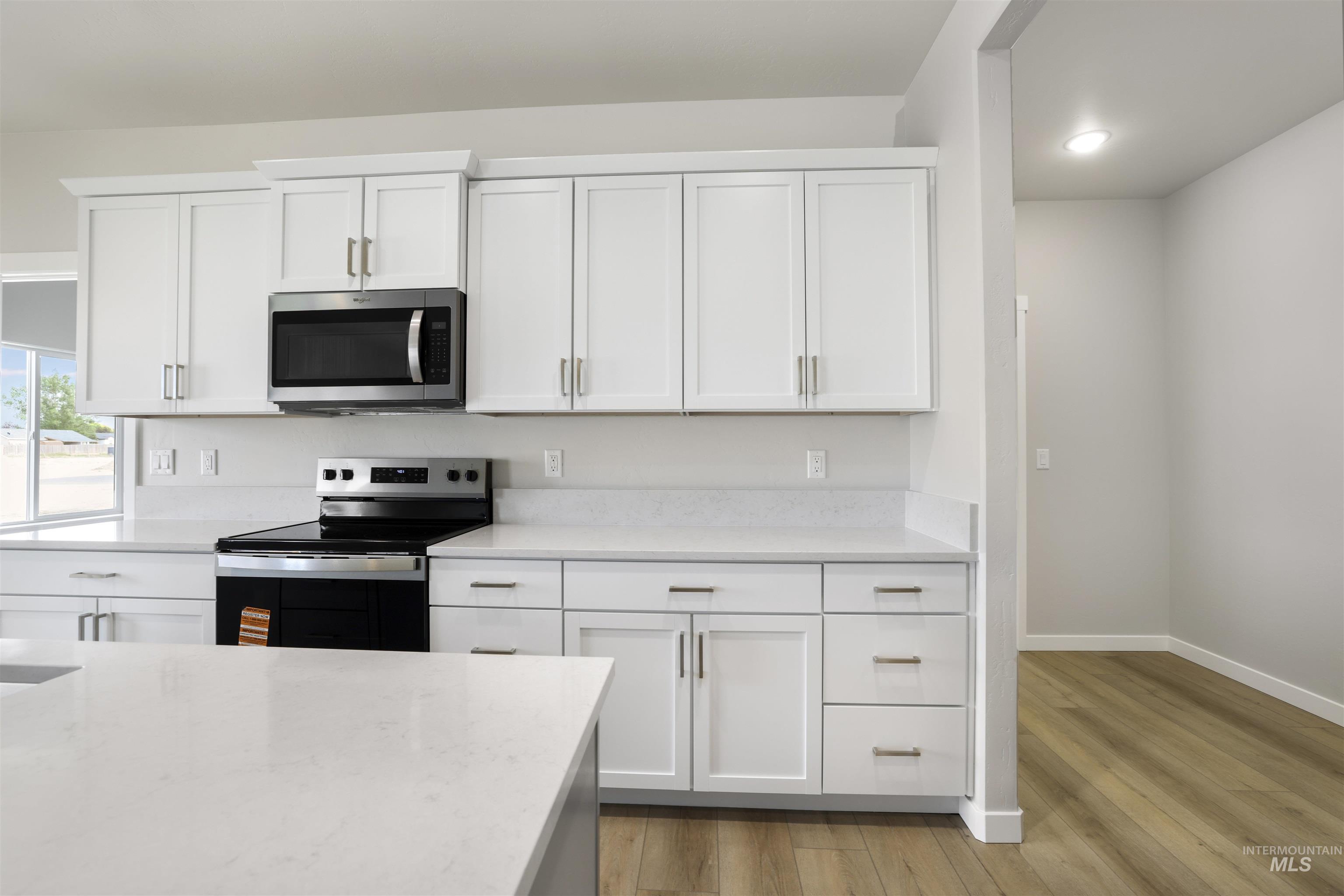 1449 Golden Pheasant Dr Property Photo 17