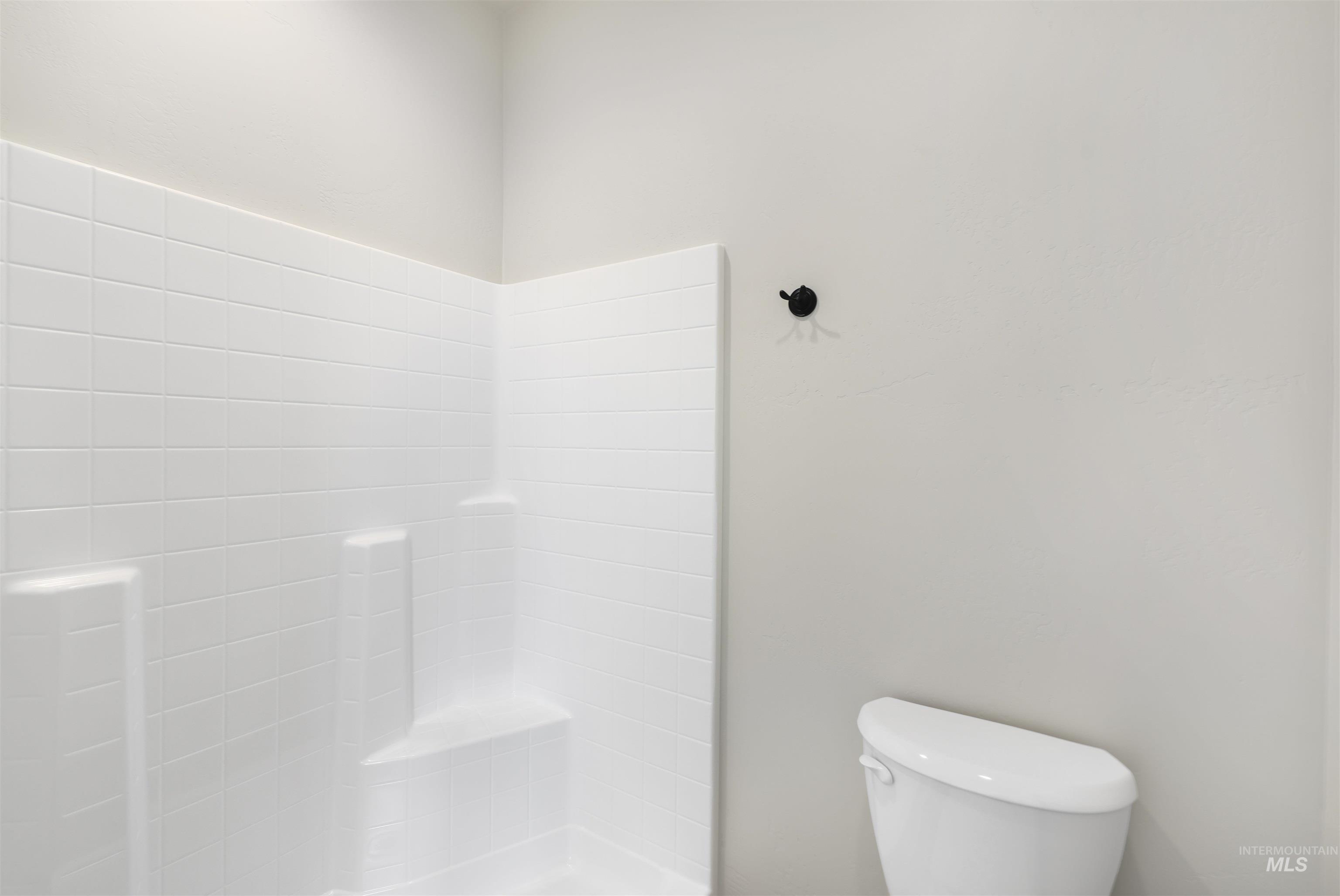 1449 Golden Pheasant Dr Property Photo 22