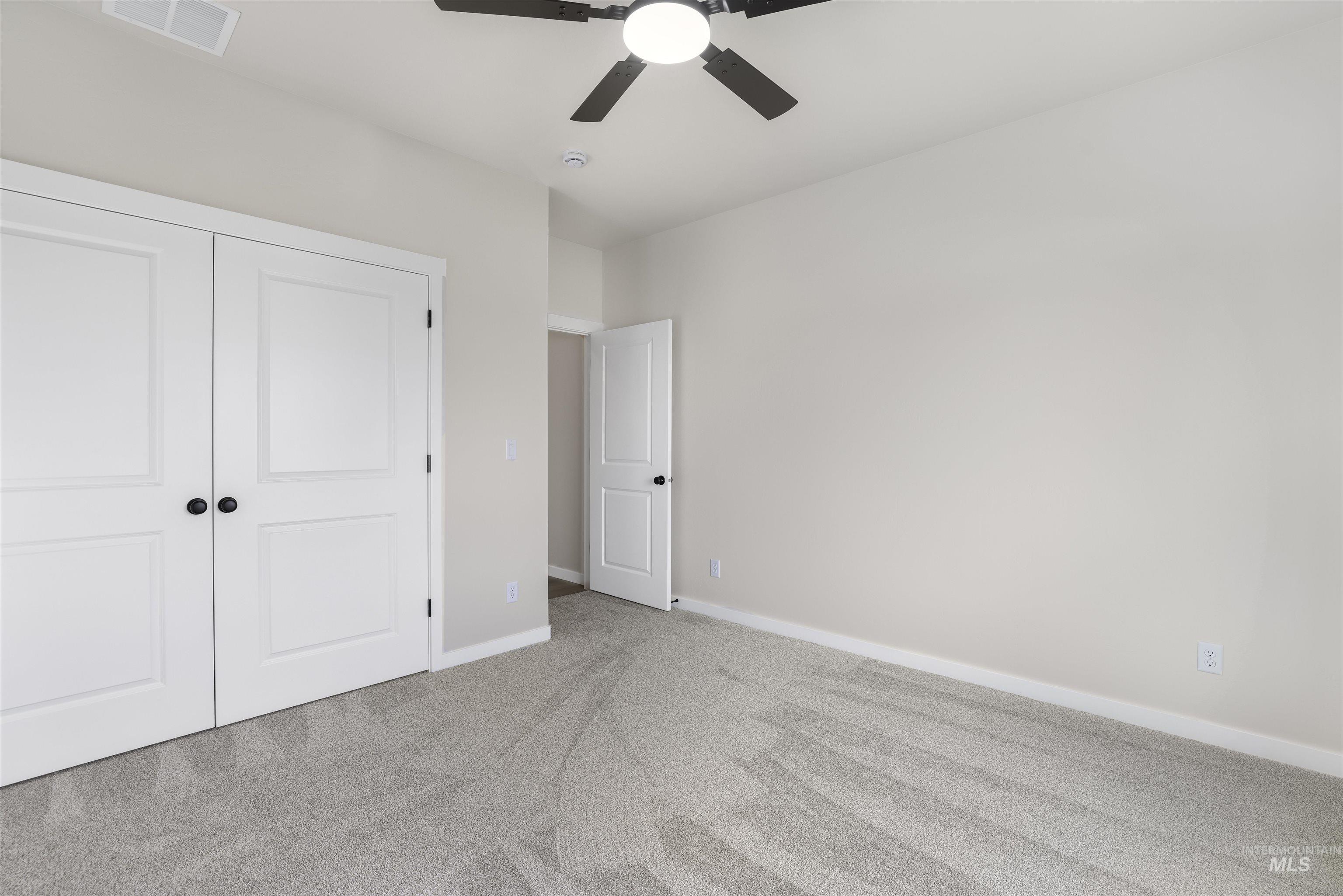 1449 Golden Pheasant Dr Property Photo 26