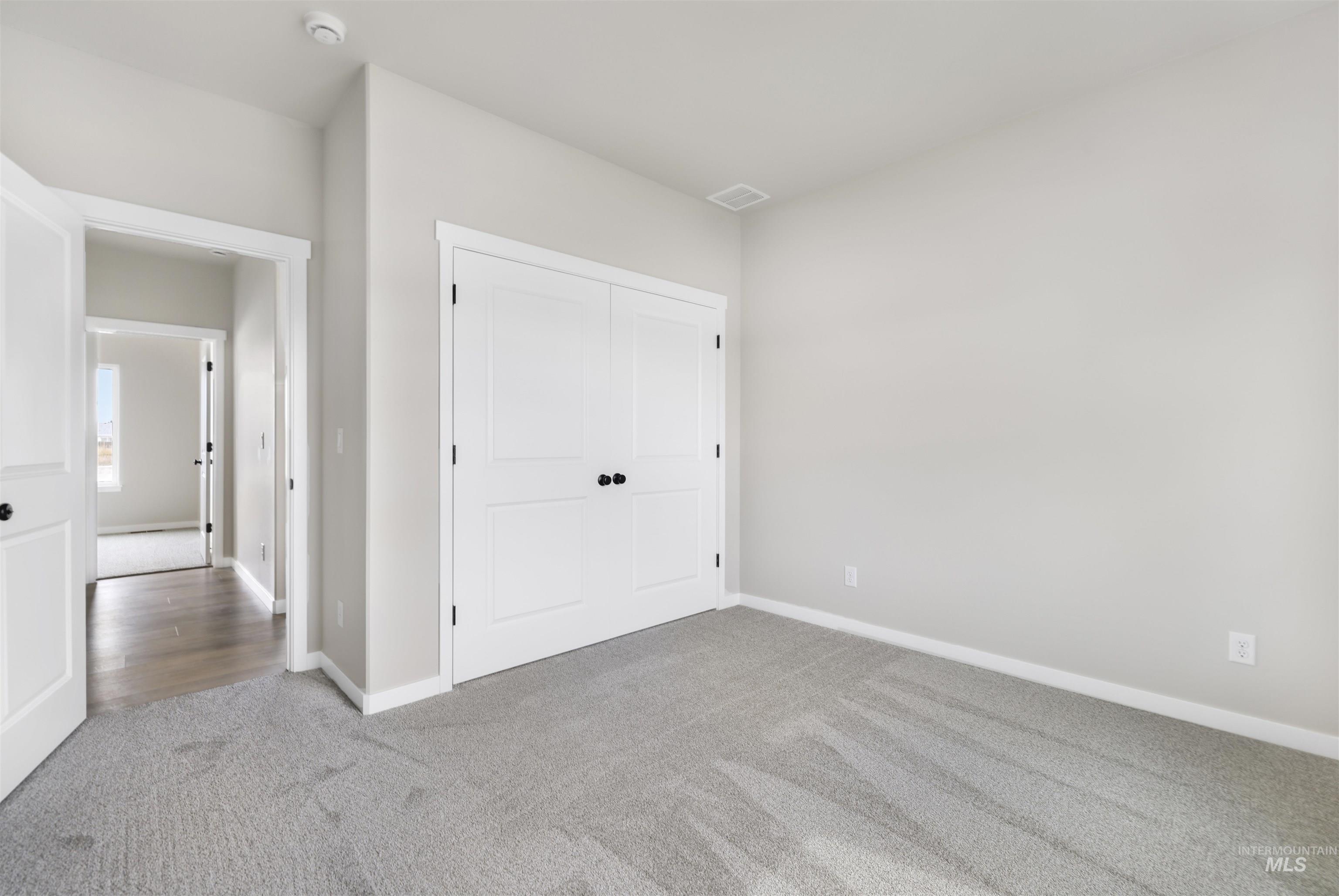 1449 Golden Pheasant Dr Property Photo 35
