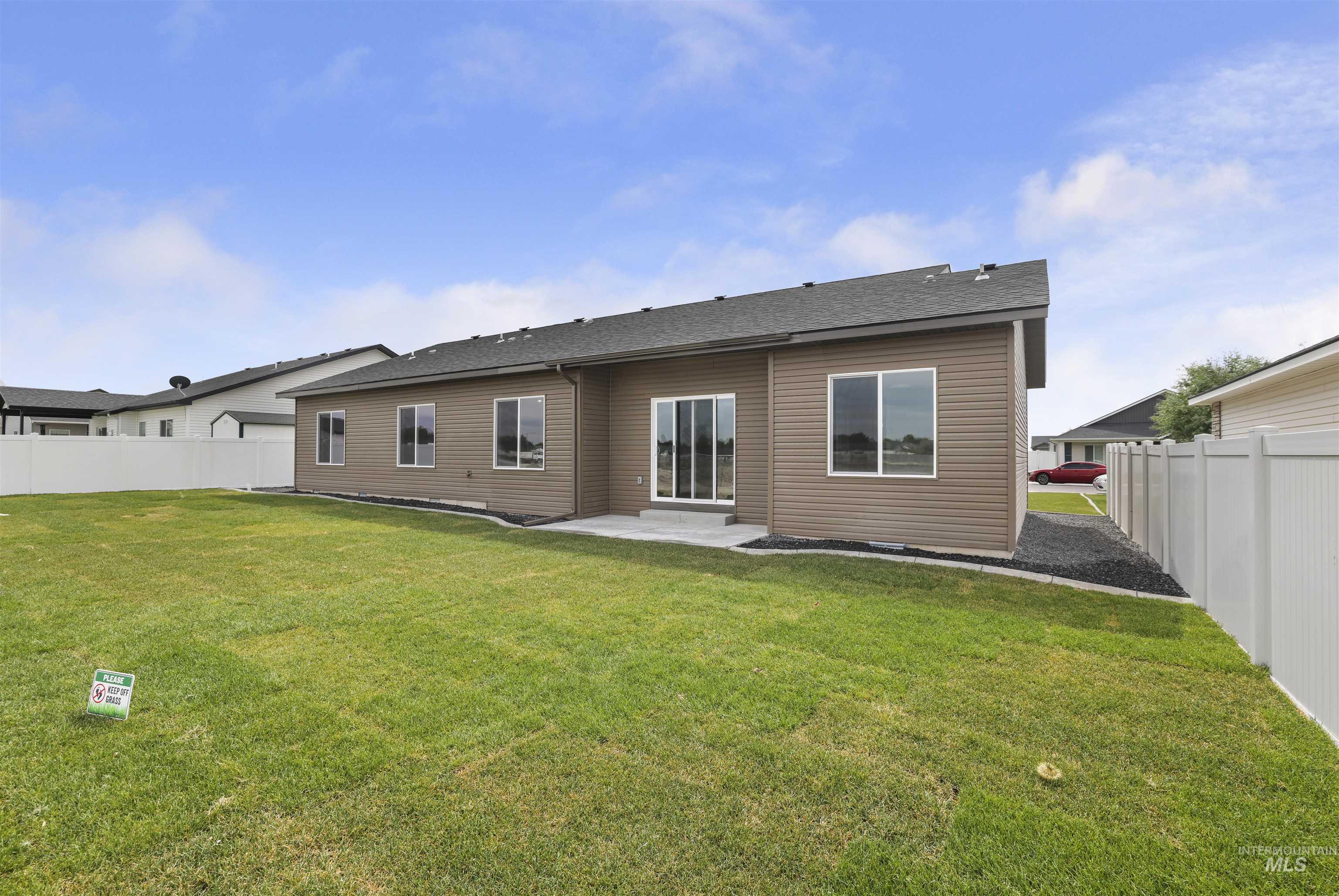 1449 Golden Pheasant Dr Property Photo 41